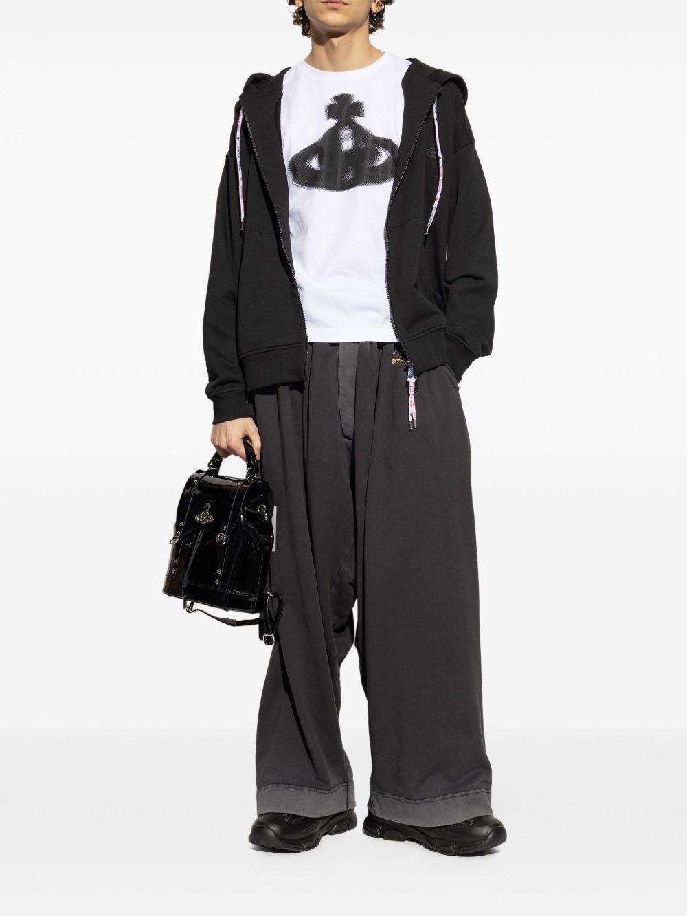 leather sneakers  Product Image