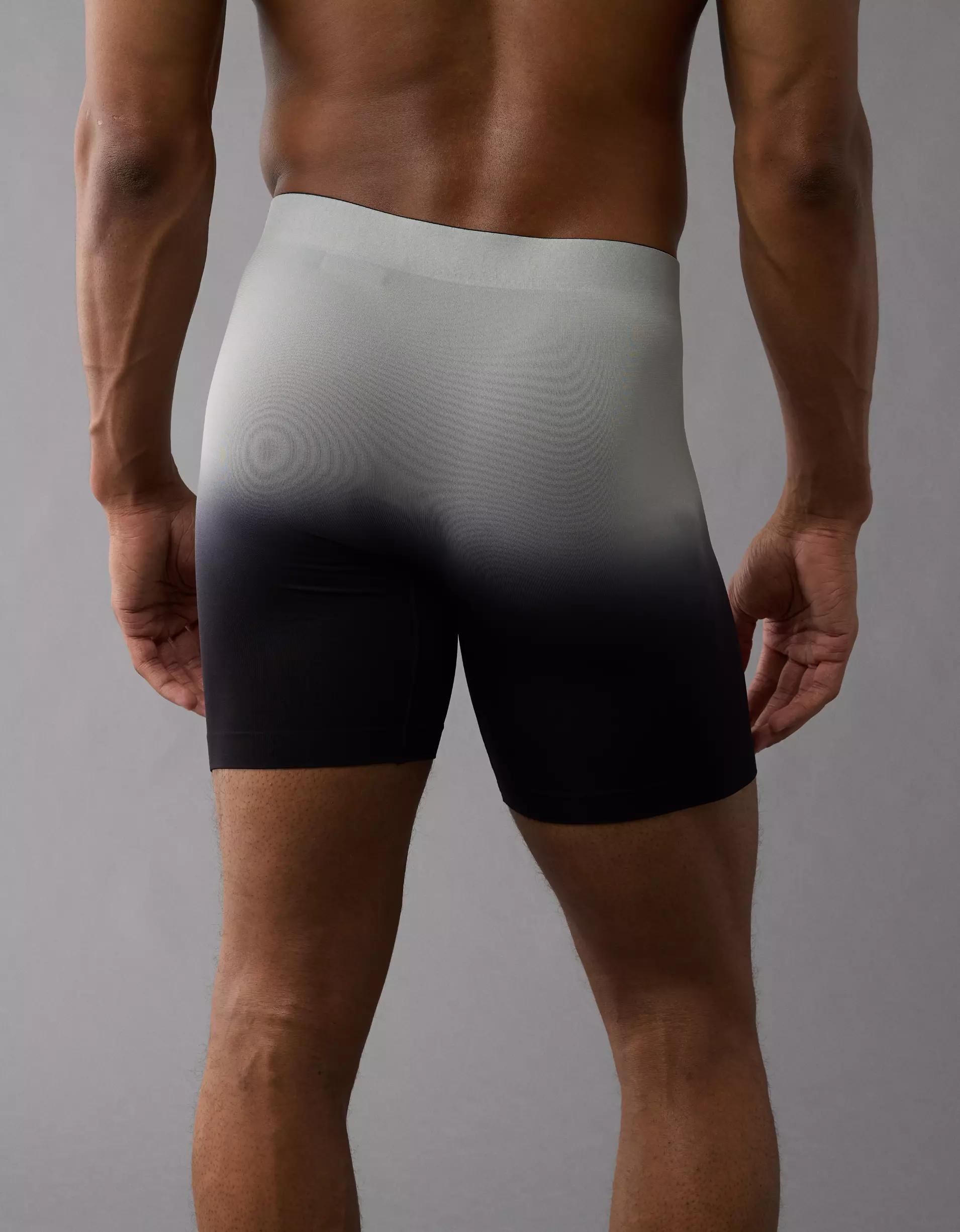 AEO Men's Gradient 6" StealthMode Boxer Brief Product Image