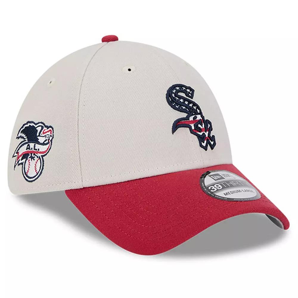 Men's New Era  Khaki/Red Chicago White Sox 2024 Fourth of July 39THIRTY Flex Hat, Size: Medium/Large, Beig K Product Image