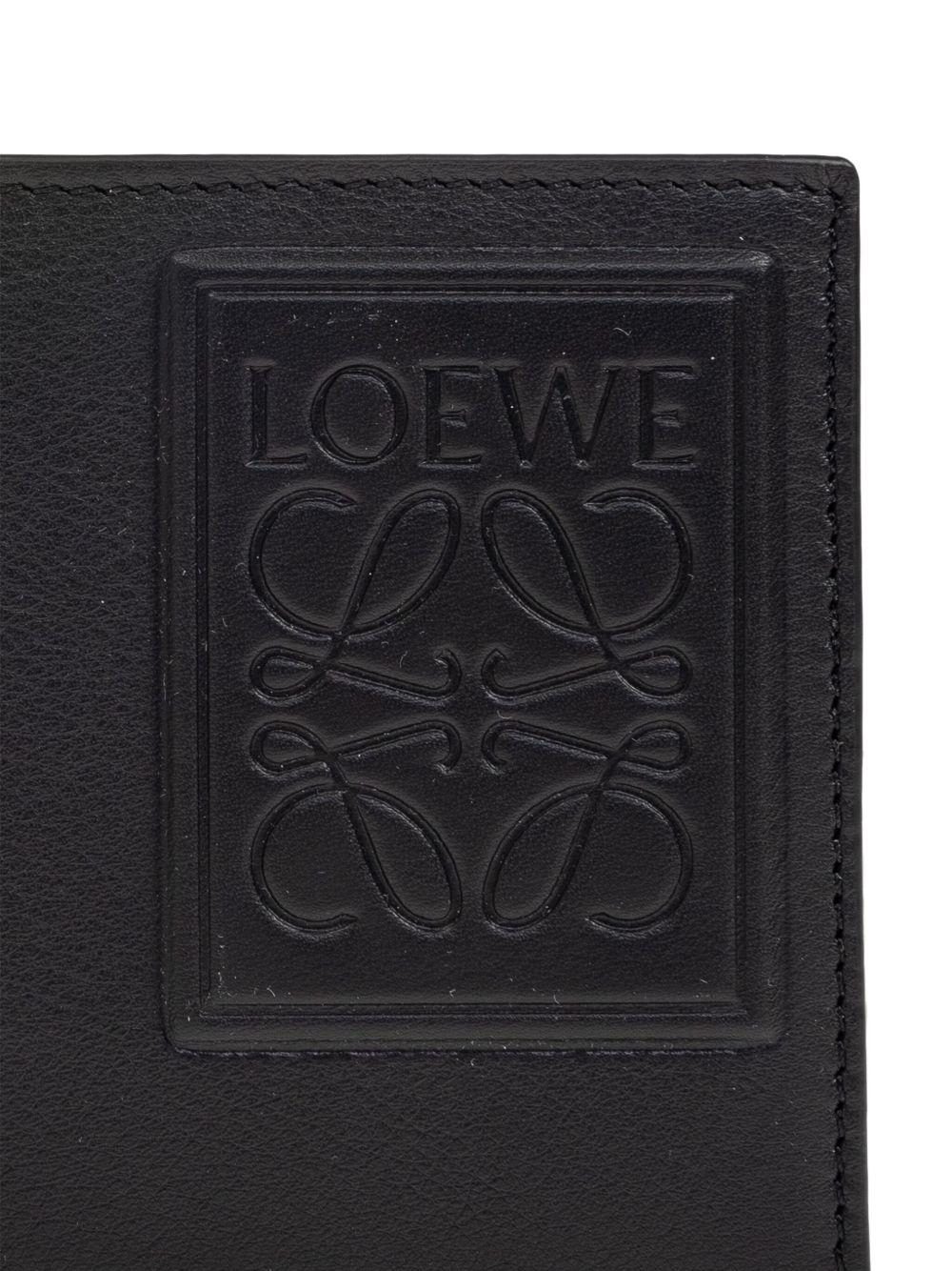 embossed leather wallet Product Image
