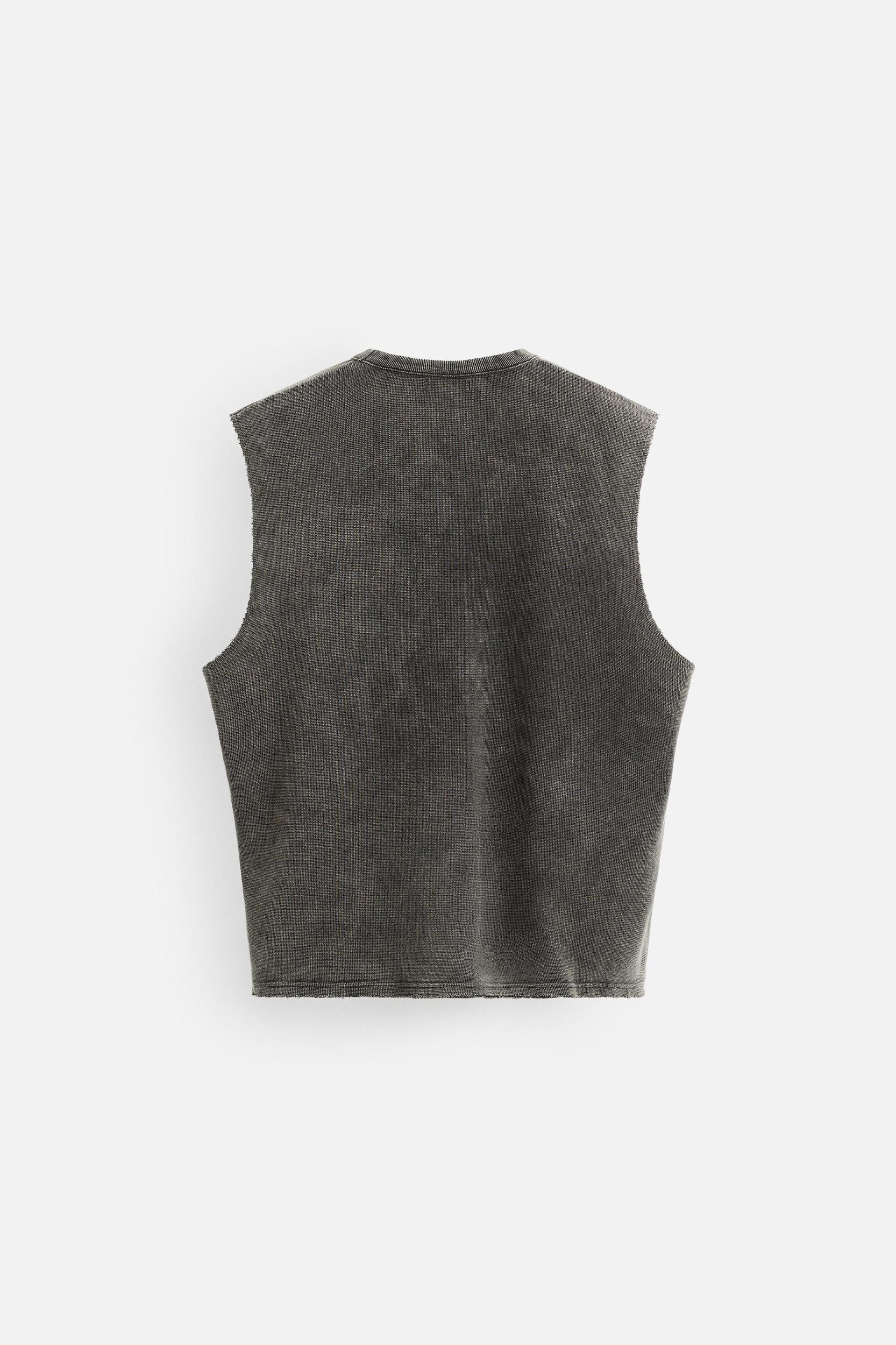 COMBINATION PRINT KNIT T-SHIRT Product Image