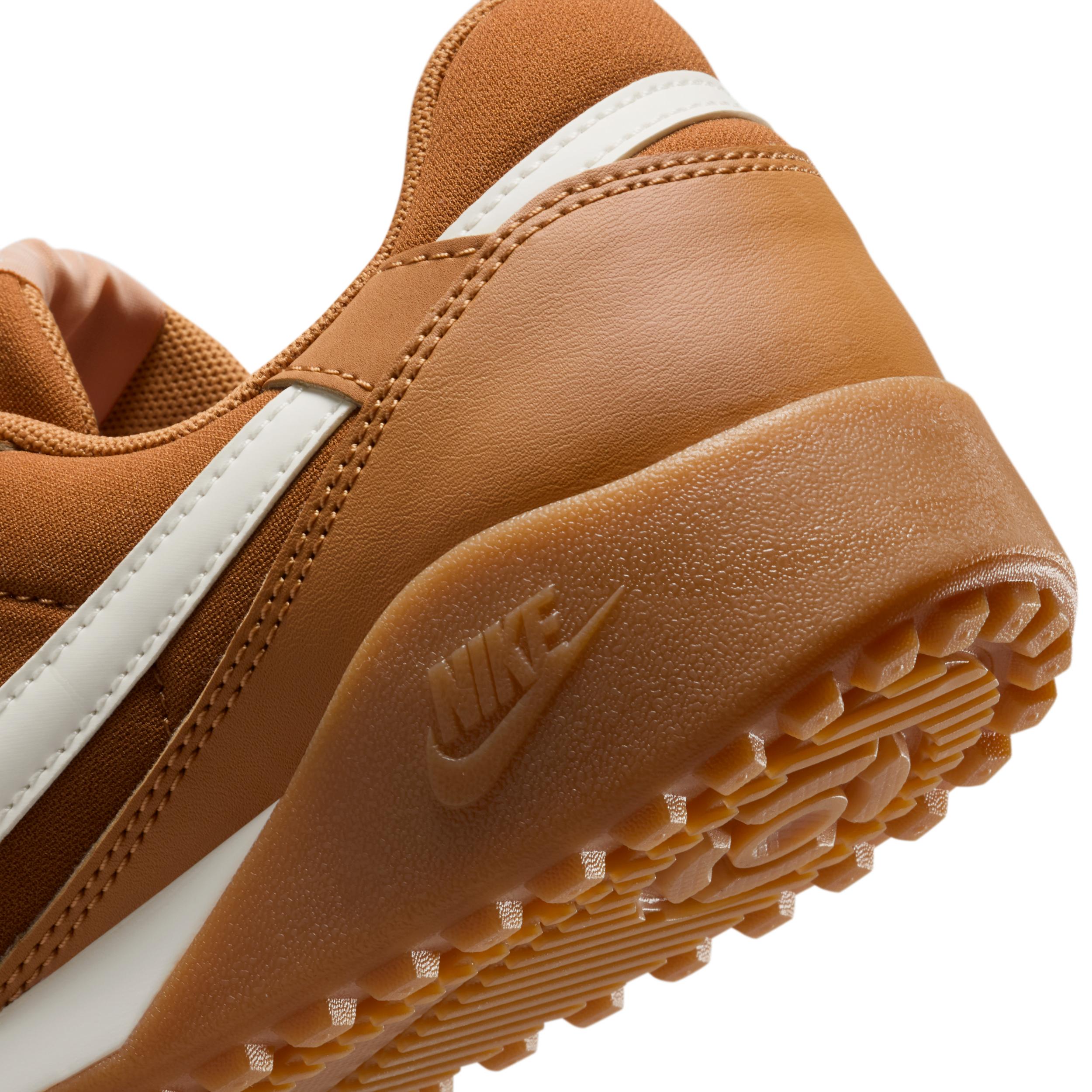 Nike Womens Terra Manta Shoes | HQ1940-200 Product Image
