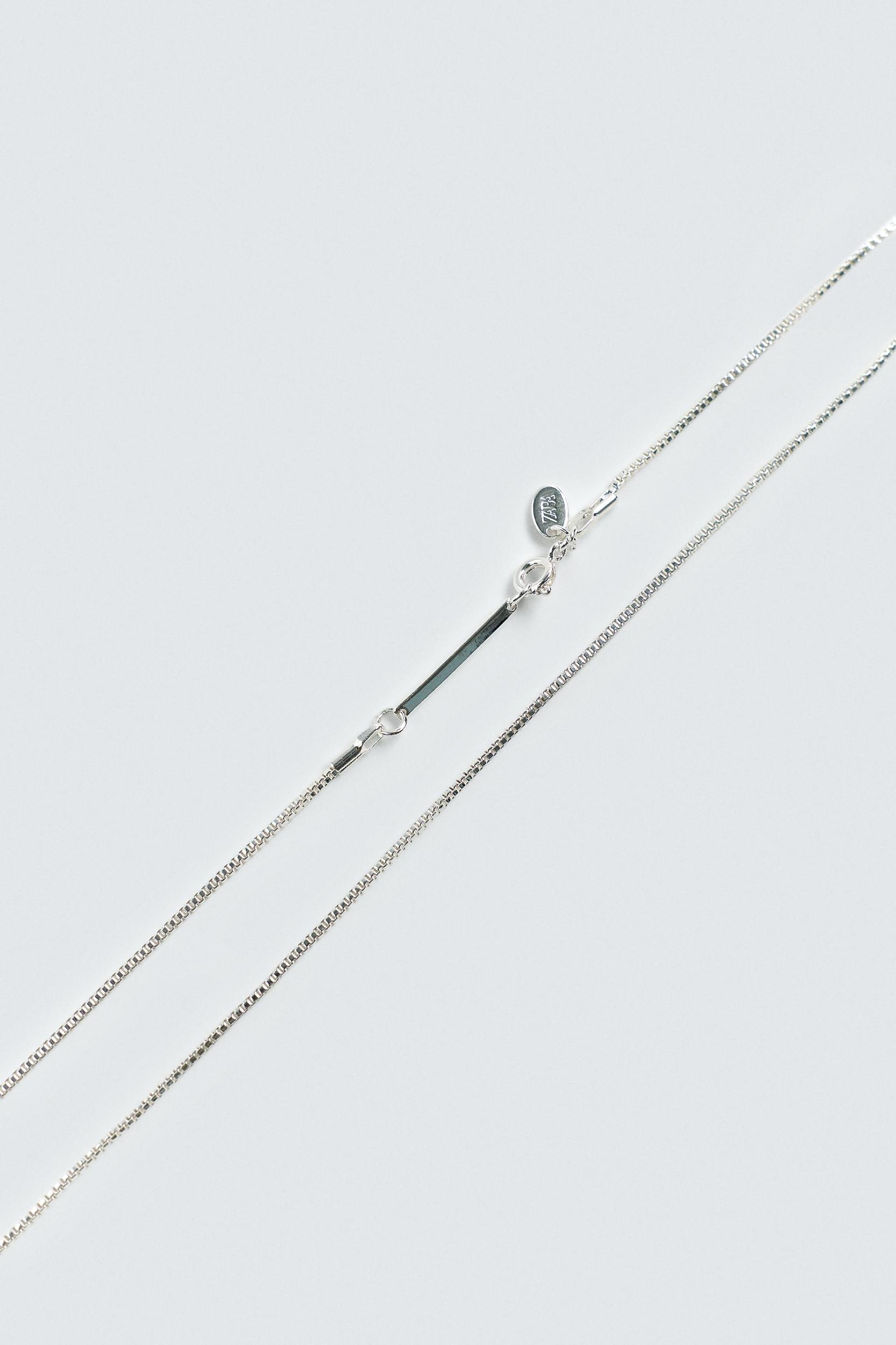 LINK NECKLACE Product Image