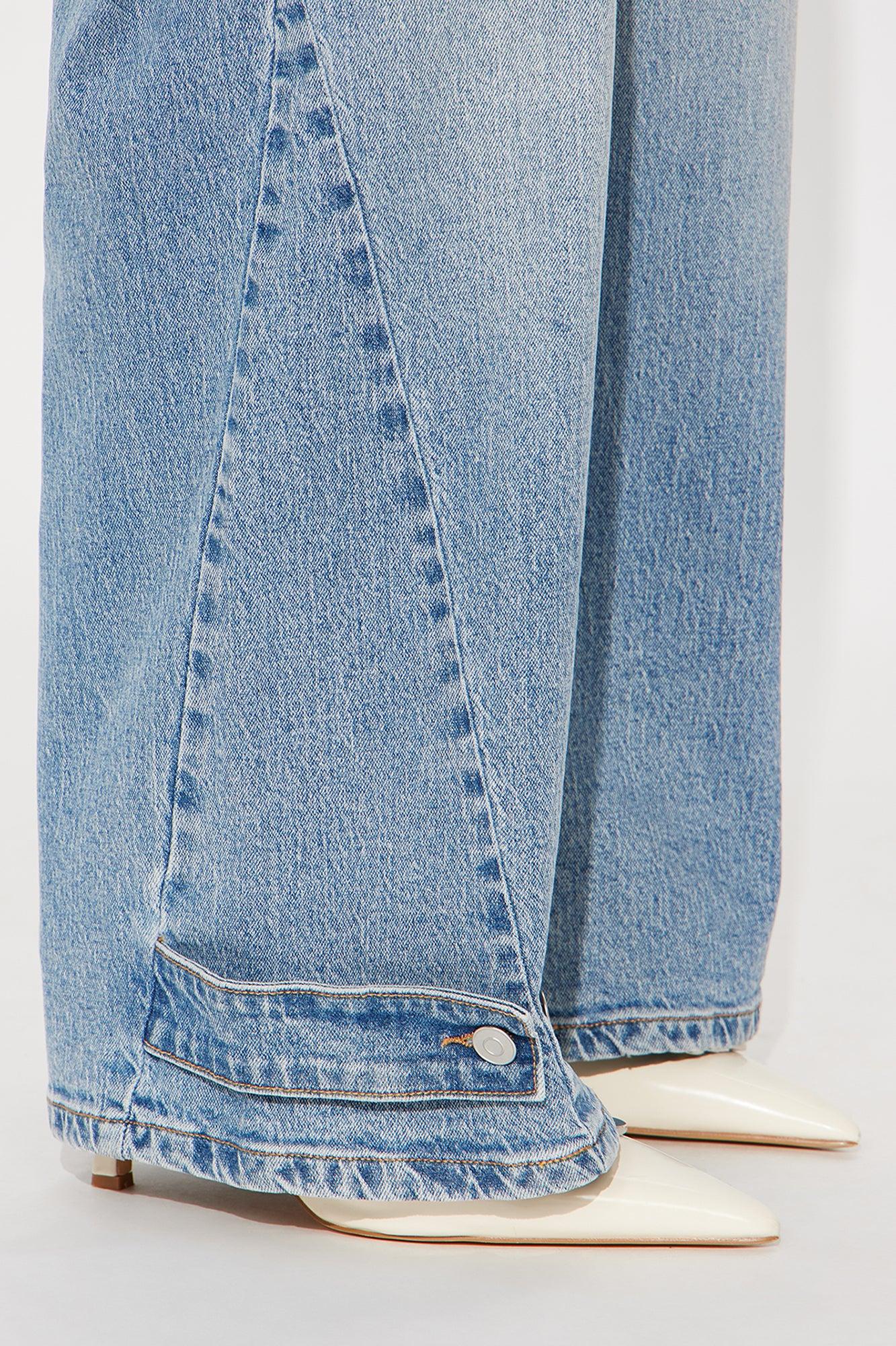 Williamsburg Wide Leg Denim Jeans - Light Blue Wash Female Product Image