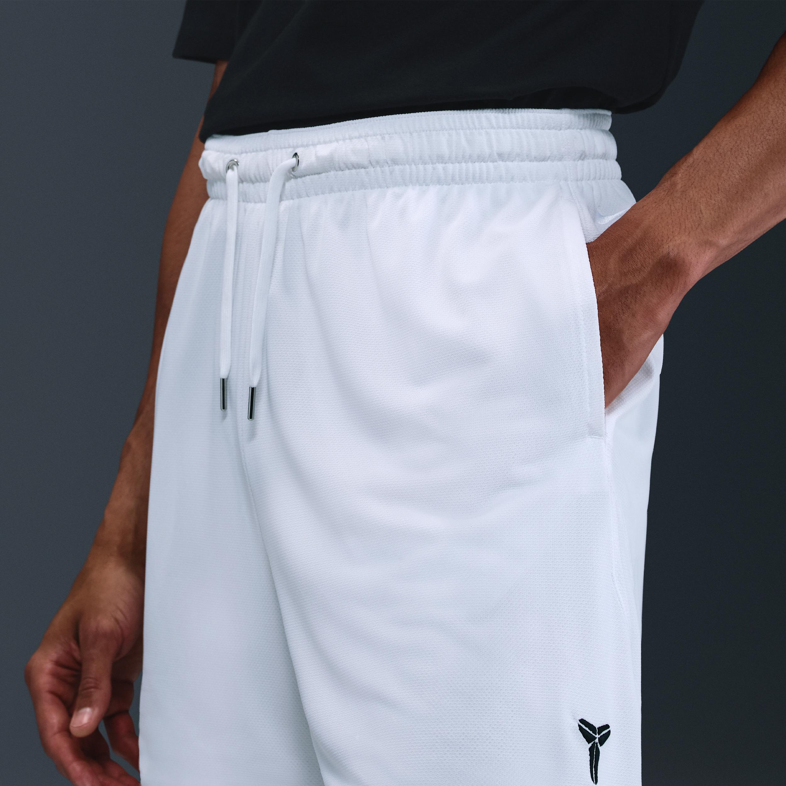 Nike Men's Kobe Dri-FIT 6" Basketball Shorts Product Image