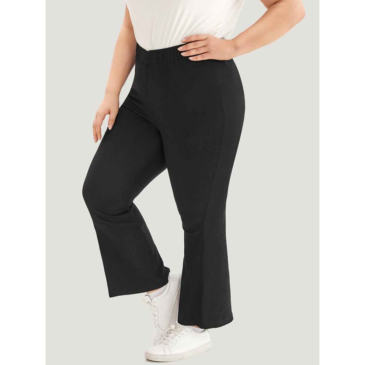 Plus Size Plain Plisse Flare Leg Sweatpants Women Black Casual Flare Leg High Rise Dailywear Pants BloomChic 28/5X Product Image