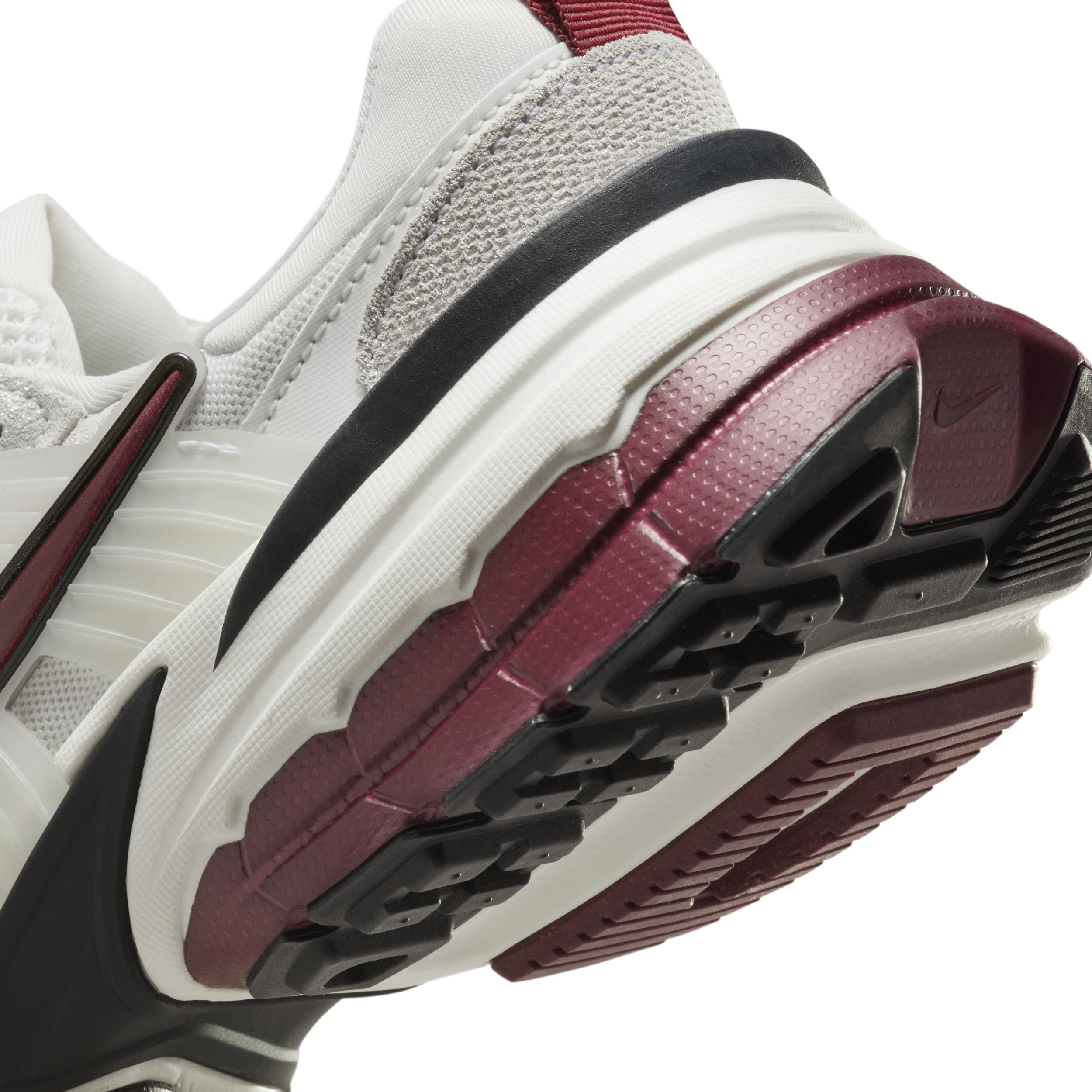 Nike Womens V2K Run SE Shoes | HQ3500-100 Product Image