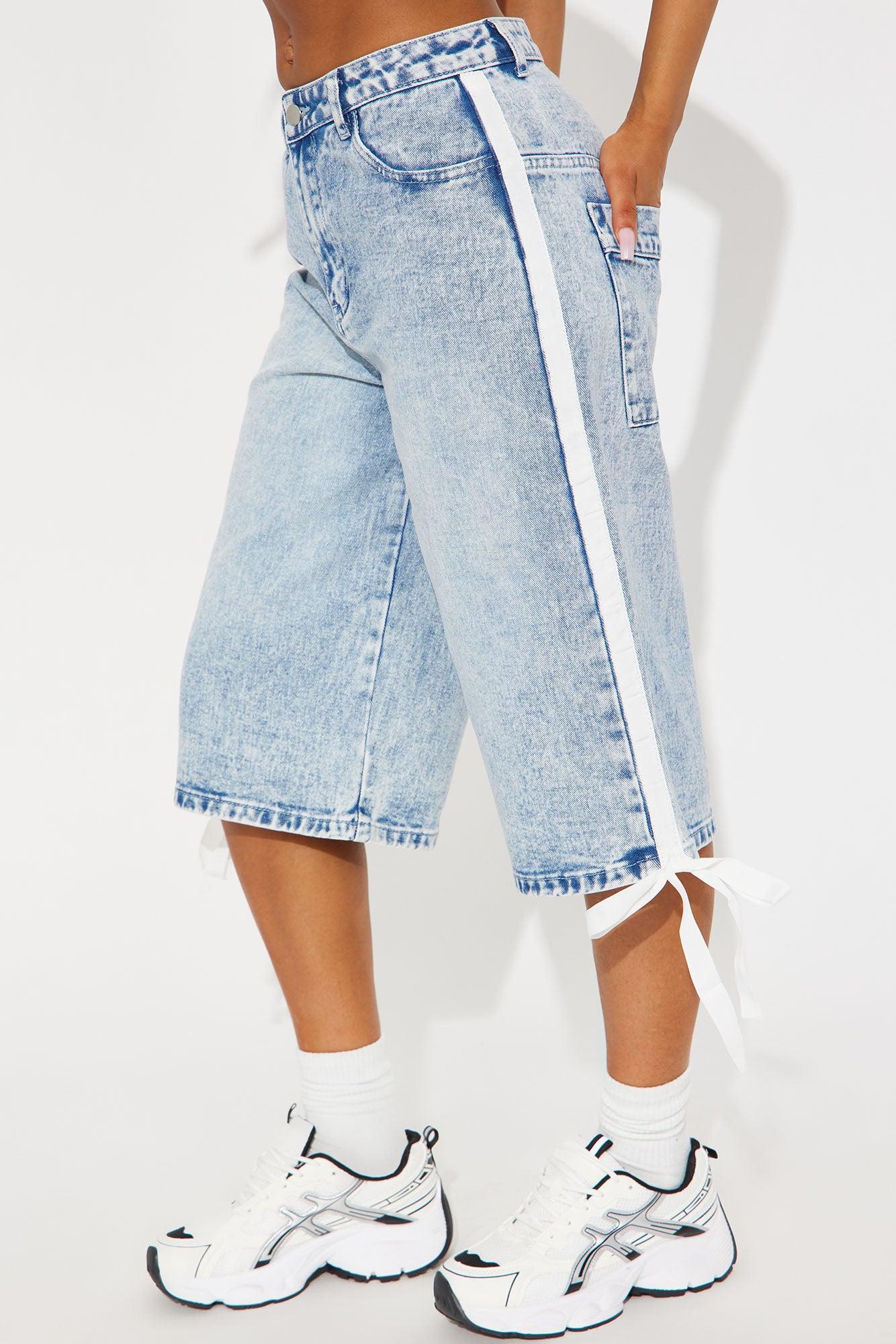 Kimi Non Stretch Stripe Denim Jorts - Medium Wash Product Image