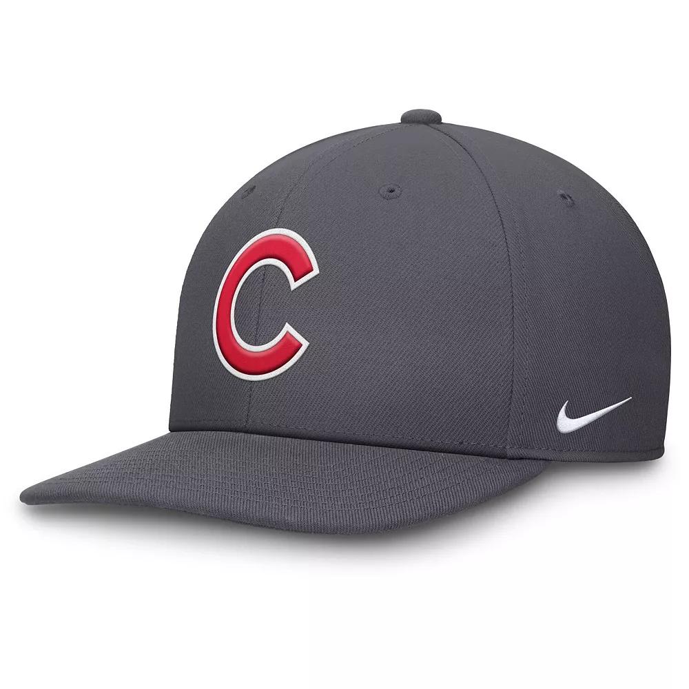 Chicago Cubs Pro Men's Nike Dri-FIT MLB Adjustable Hat Product Image