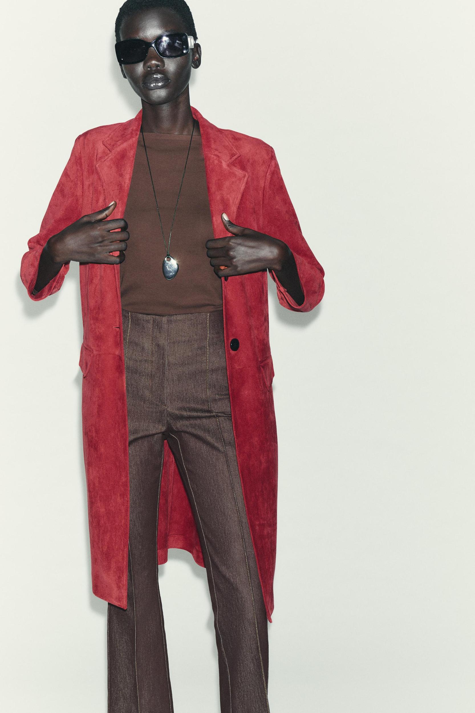 BOAT NECK T-SHIRT Product Image