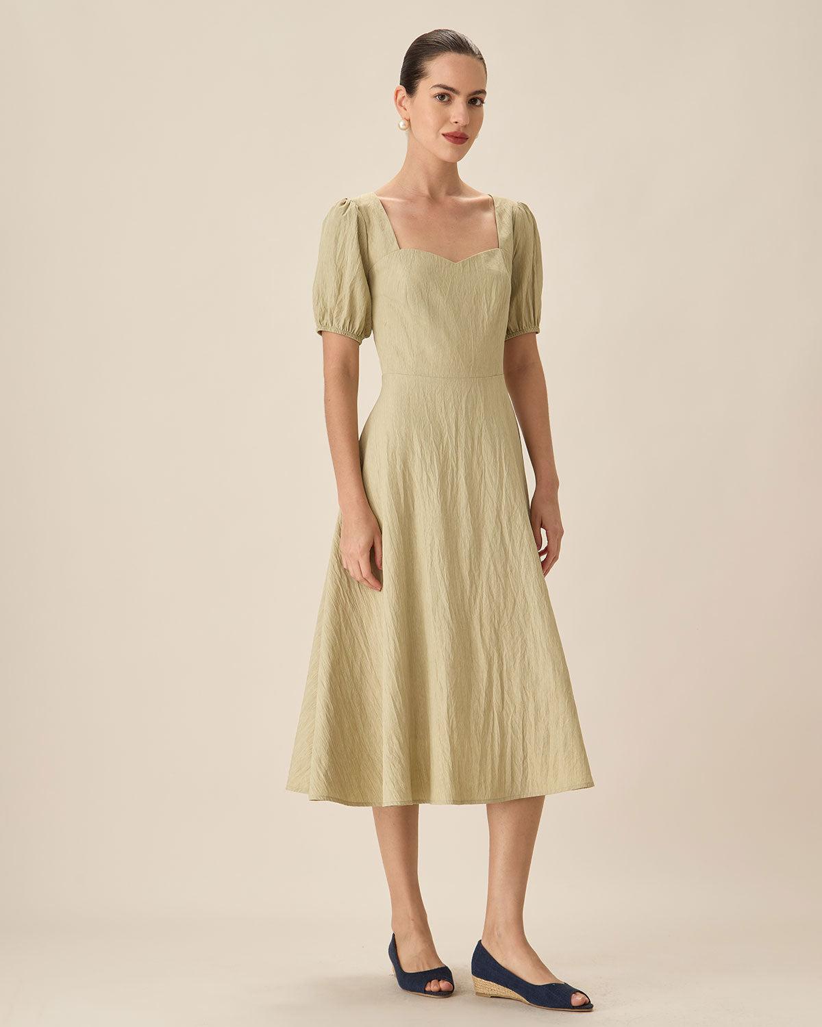 Green Sweetheart Neck Shirred Midi Dress Product Image