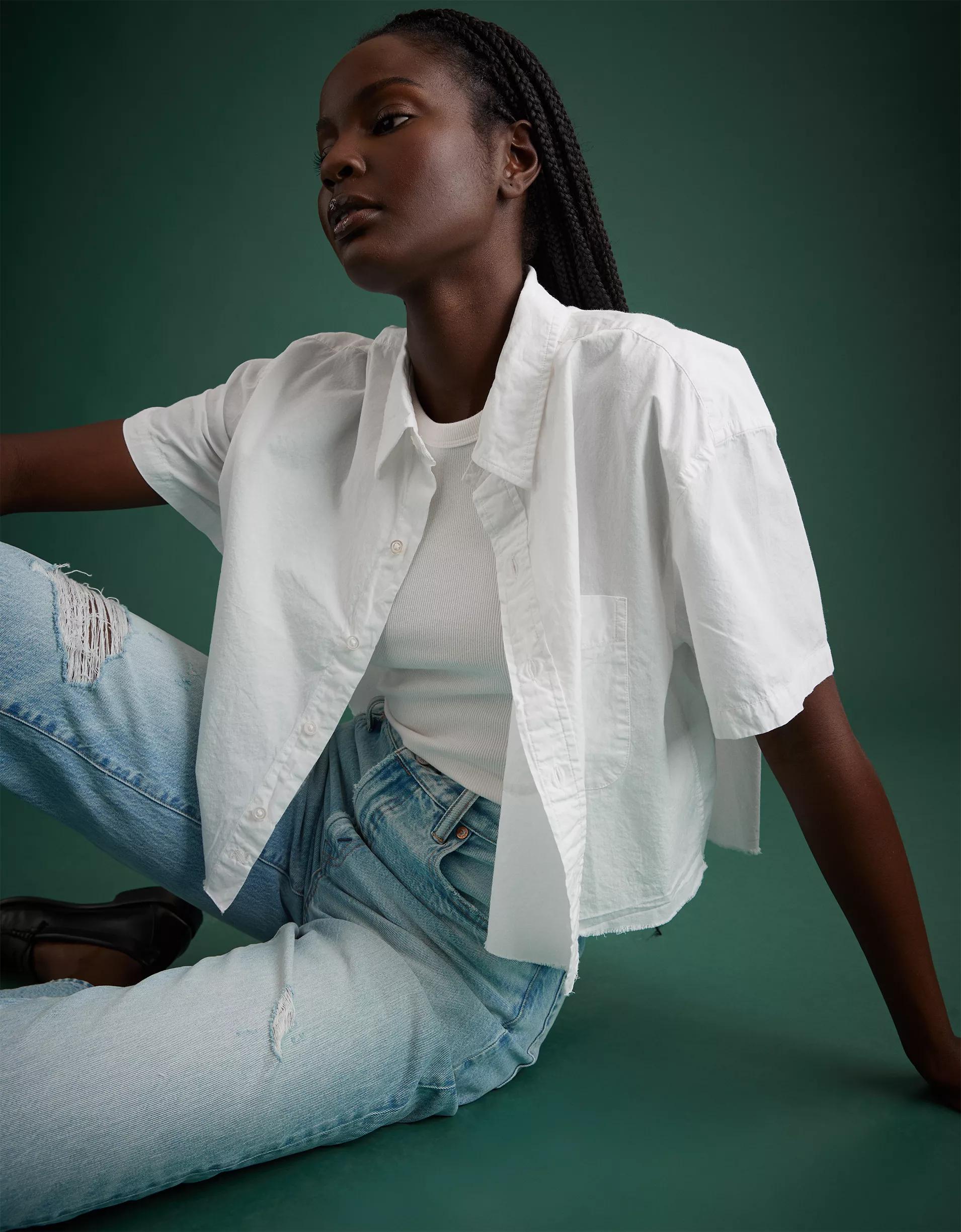 AE77 Premium Boxy Crop Poplin Shirt Product Image