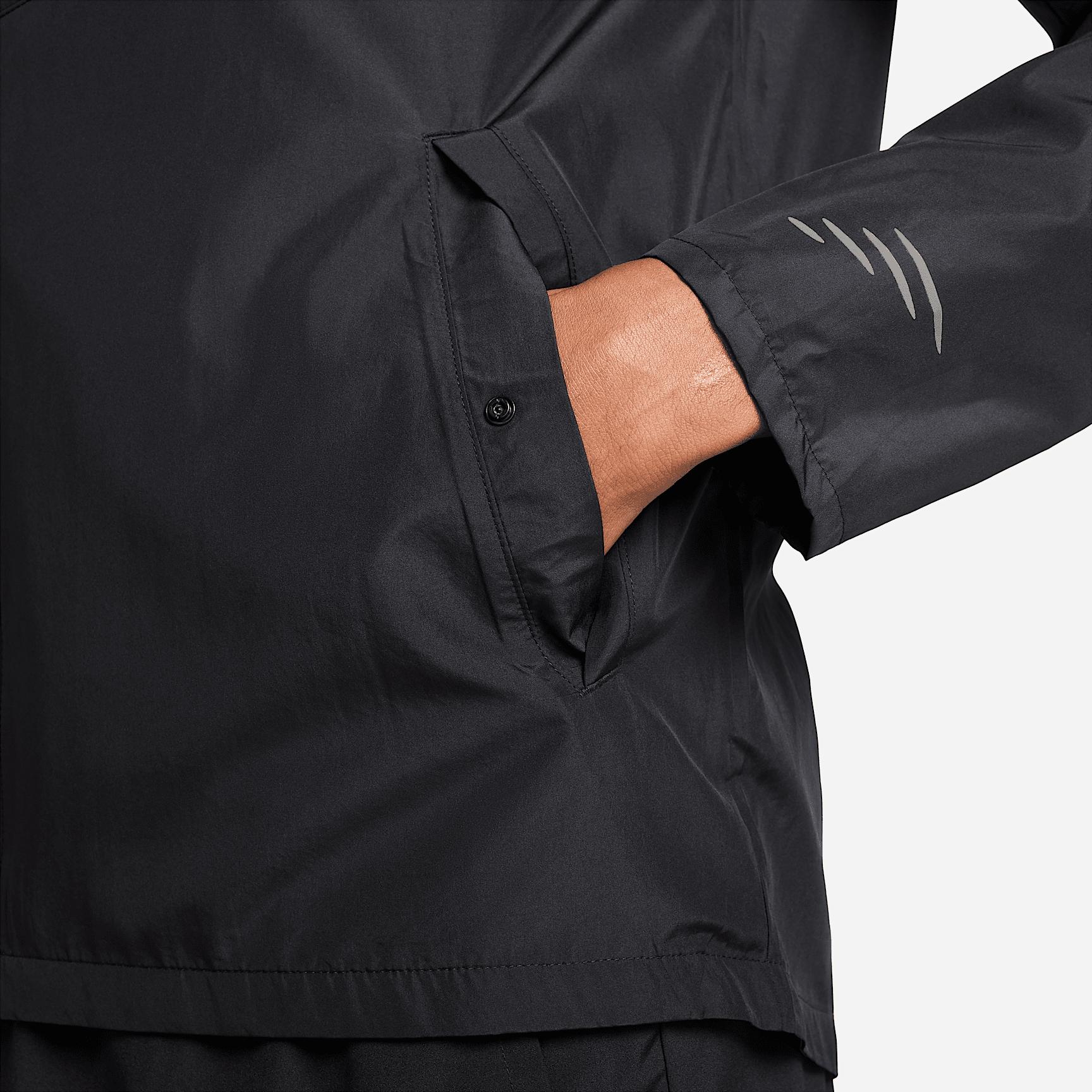 Nike Miler Flash Men's Water-Repellent Running Jacket Product Image