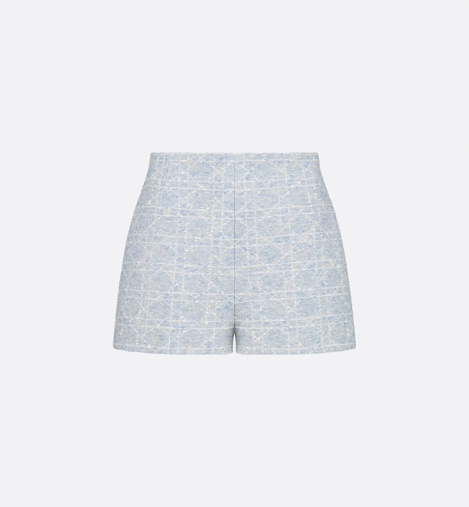 Macrocannage Shorts Product Image