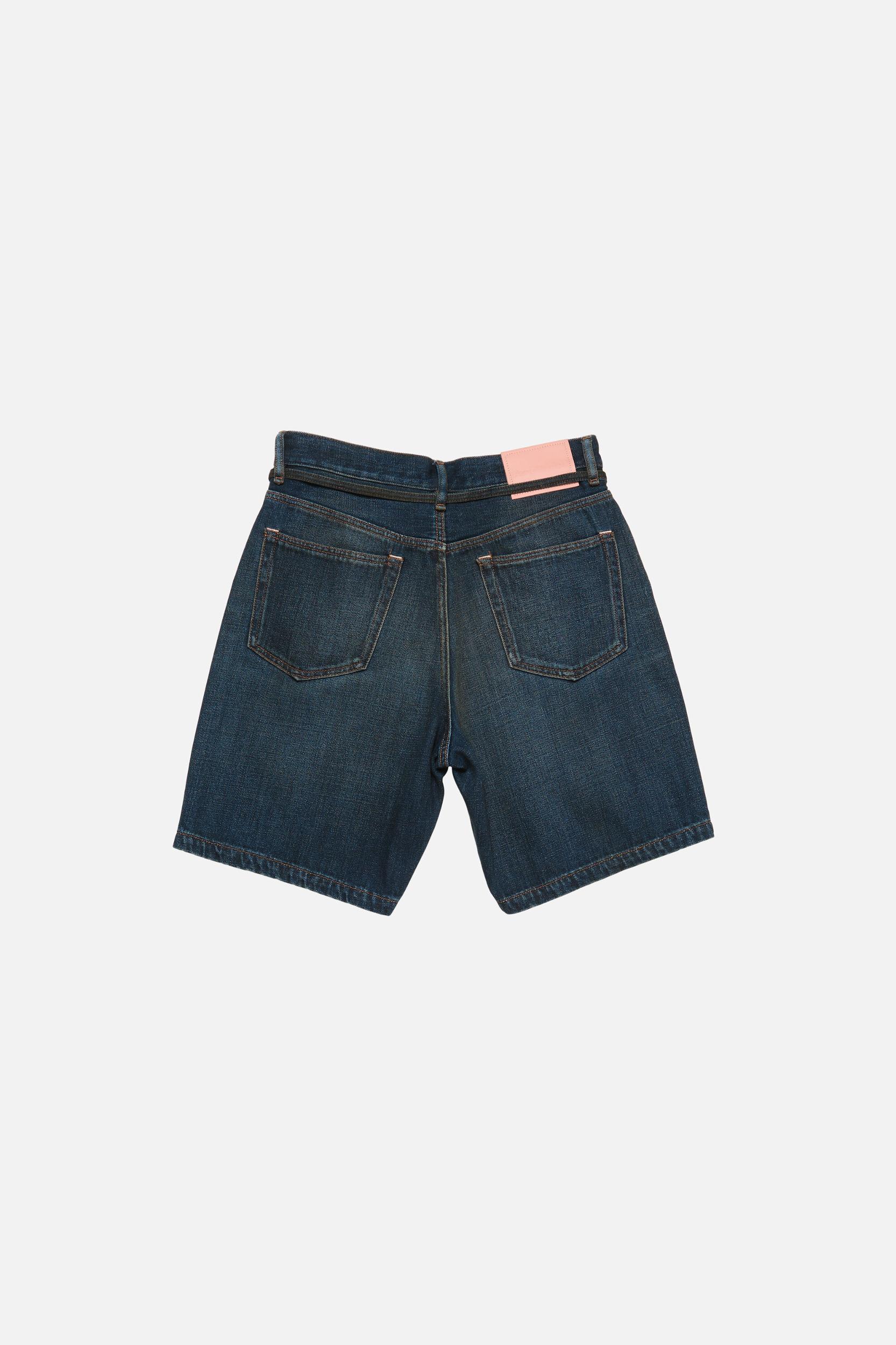 Denim shorts with belt - Loose fit Product Image