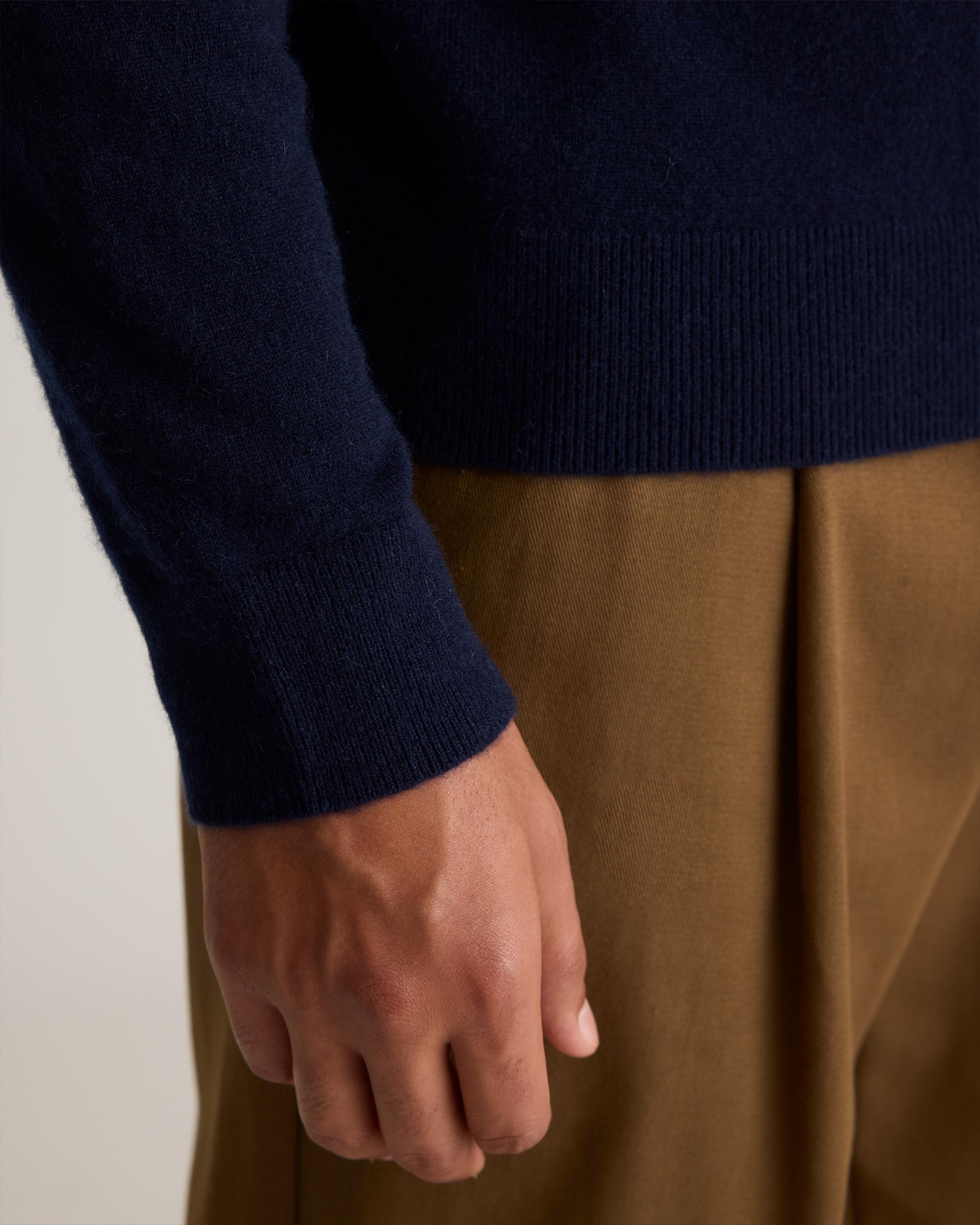 Quince | Men's Mongolian Cashmere Quarter Zip Sweater Size XL Product Image