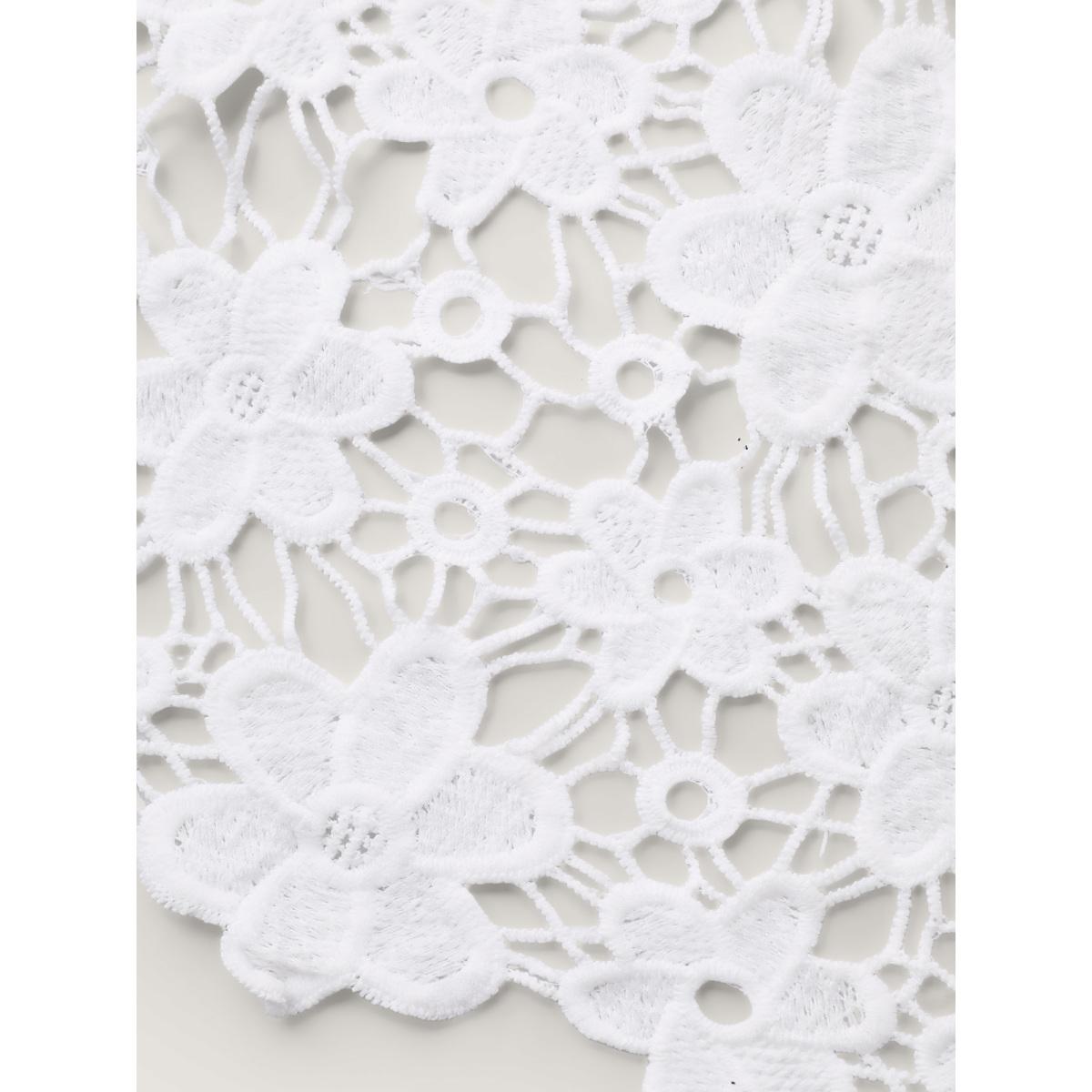 Plus Size Scalloped Lace Hem Halter Neck Midi Dress Originalwhite Women Round Neck Sleeveless Curvy BloomChic 28/5X Product Image