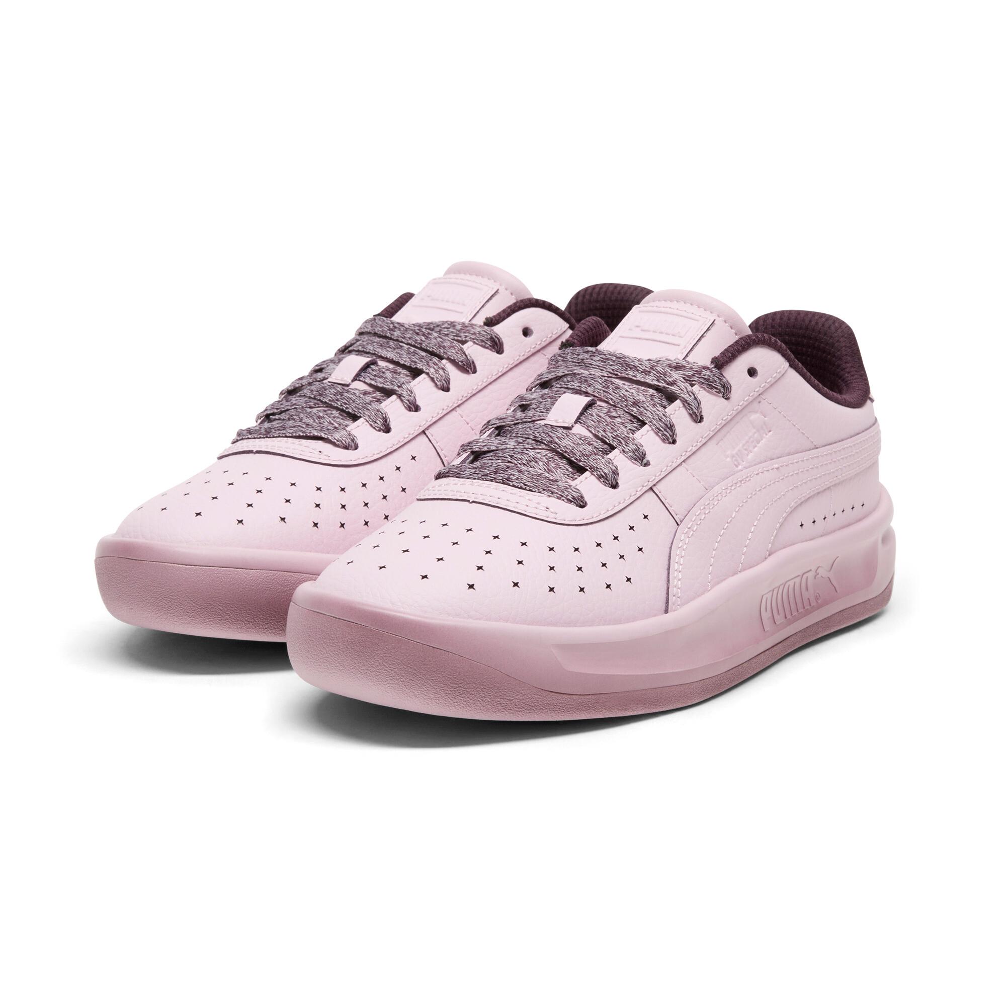 GV Special Mono Women's Sneakers Product Image