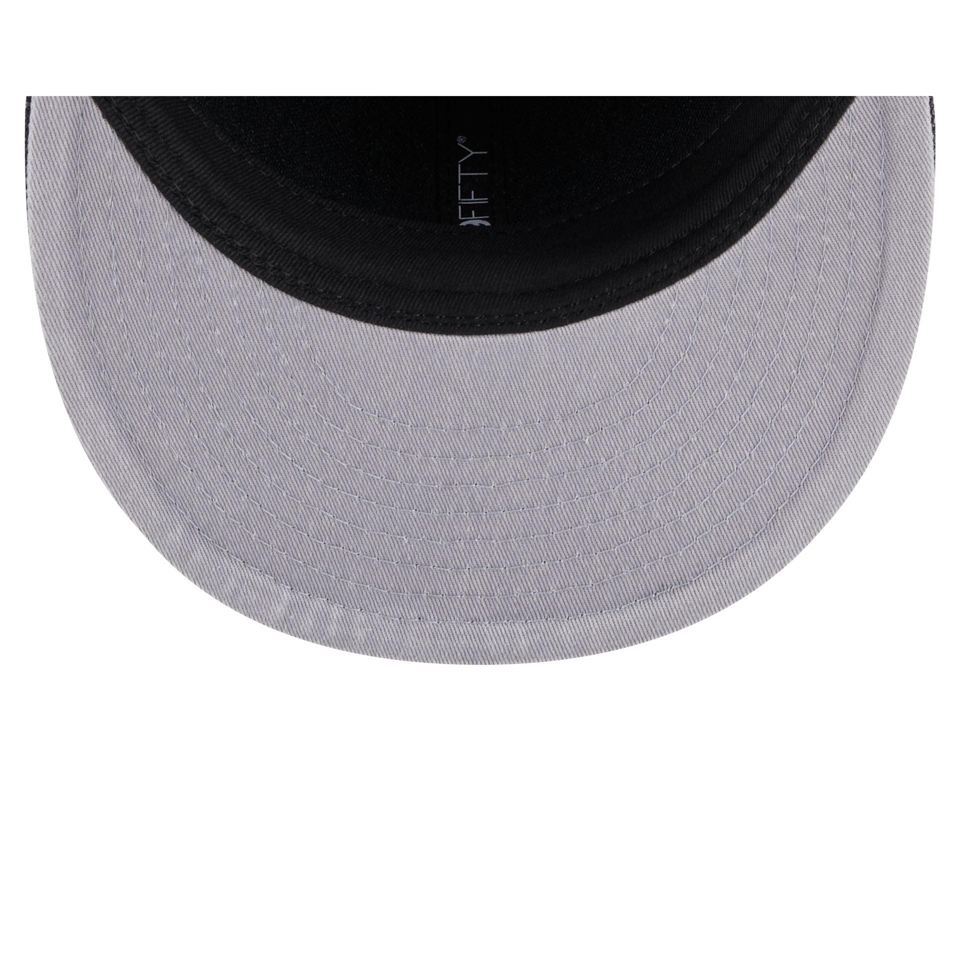 Boston Bruins Metallic Gold Logo 59FIFTY Fitted Hat Male Product Image