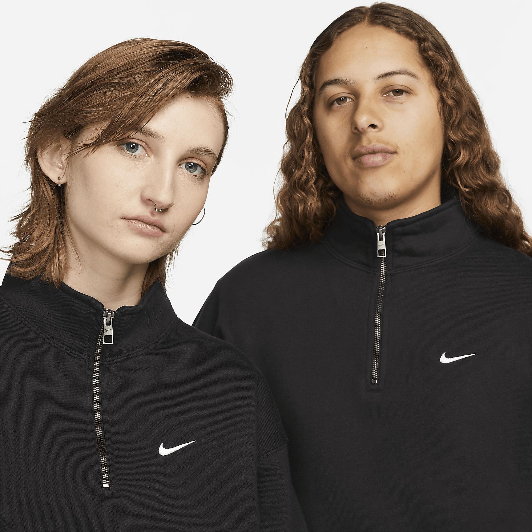 Nike Solo Swoosh Men's 1/4-Zip Top Product Image