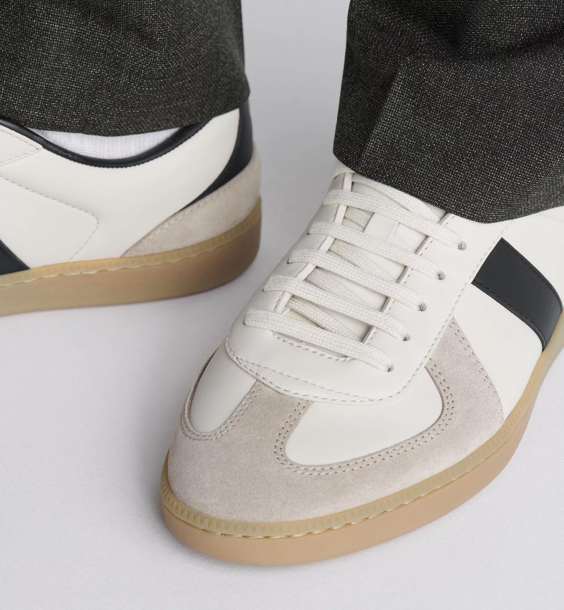 B01 Matchpoint Sneaker Product Image