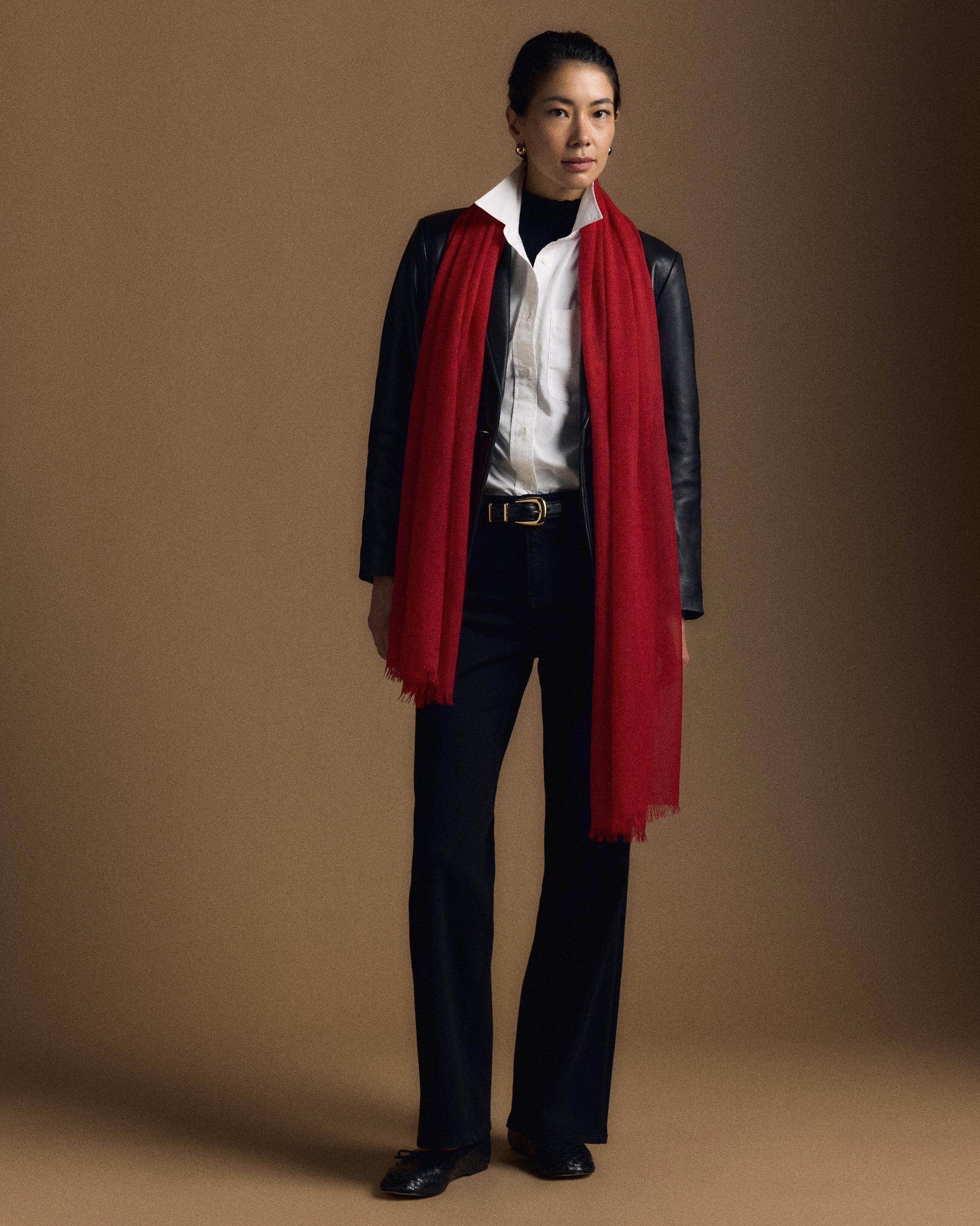 Quince | Women's Featherweight Cashmere Silk Frayed Edge Scarf Product Image