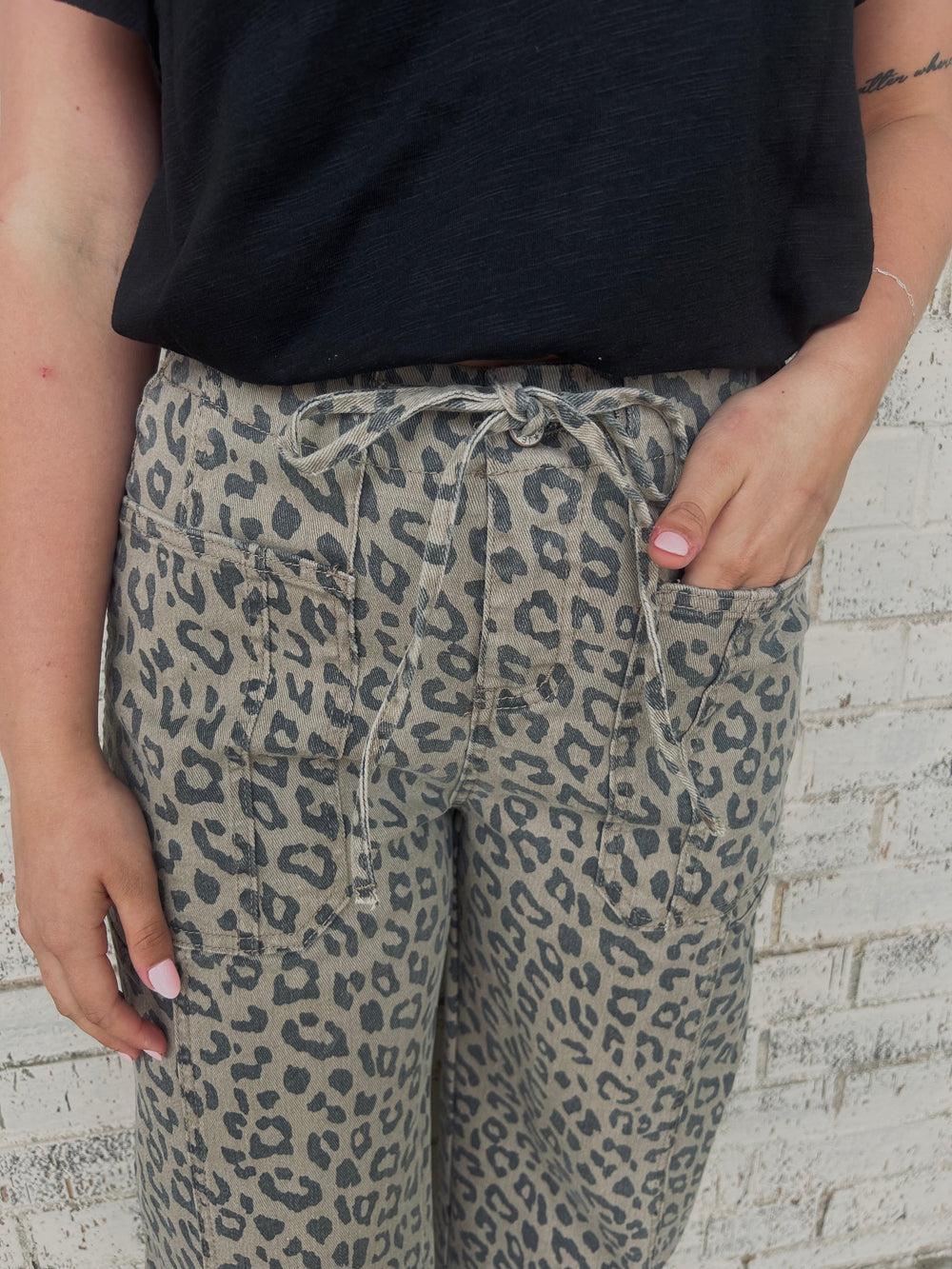 Leopard Print Wide Leg Cargo Jeans Product Image