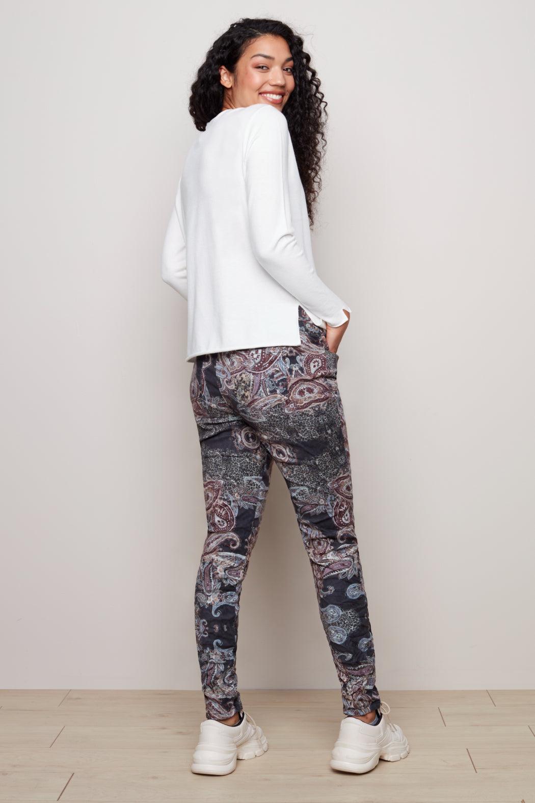 Basic V-neck Sweater Product Image