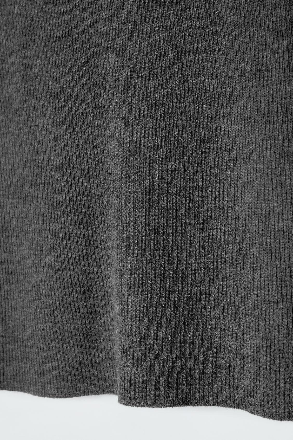 SLIM RIBBED CASHMERE TANK TOP Product Image