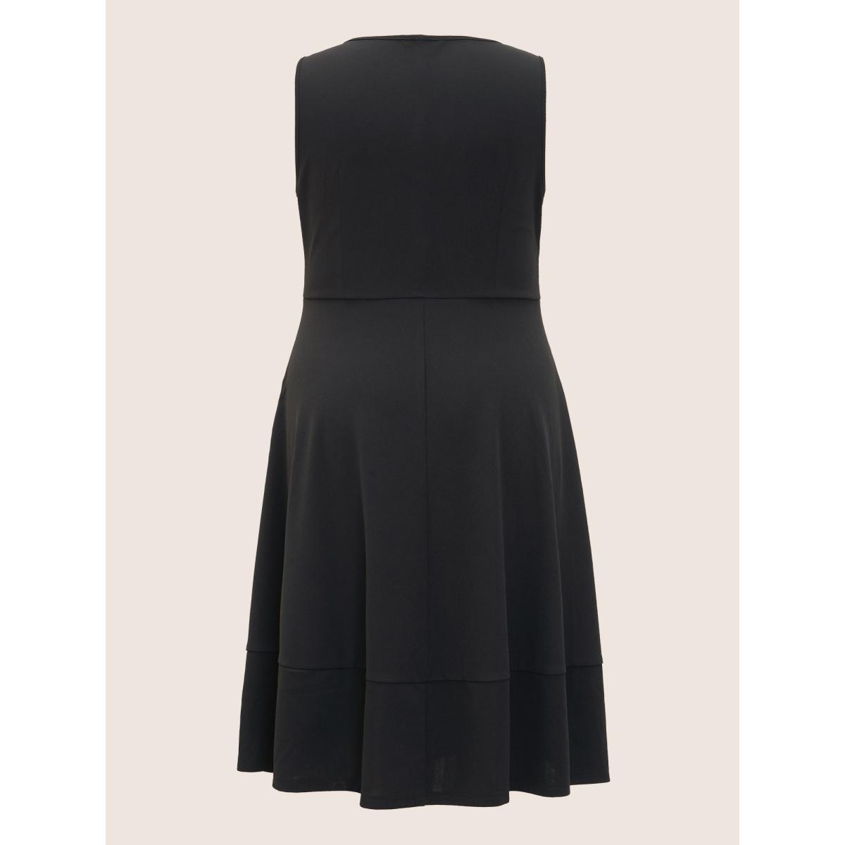 Plus Size Solid Pocket Sleeveless Ruffle Hem Tank Dress Black Women Workwear Essentials Non Round Neck Sleeveless Curvy Midi Dress BloomChic 10/M Product Image