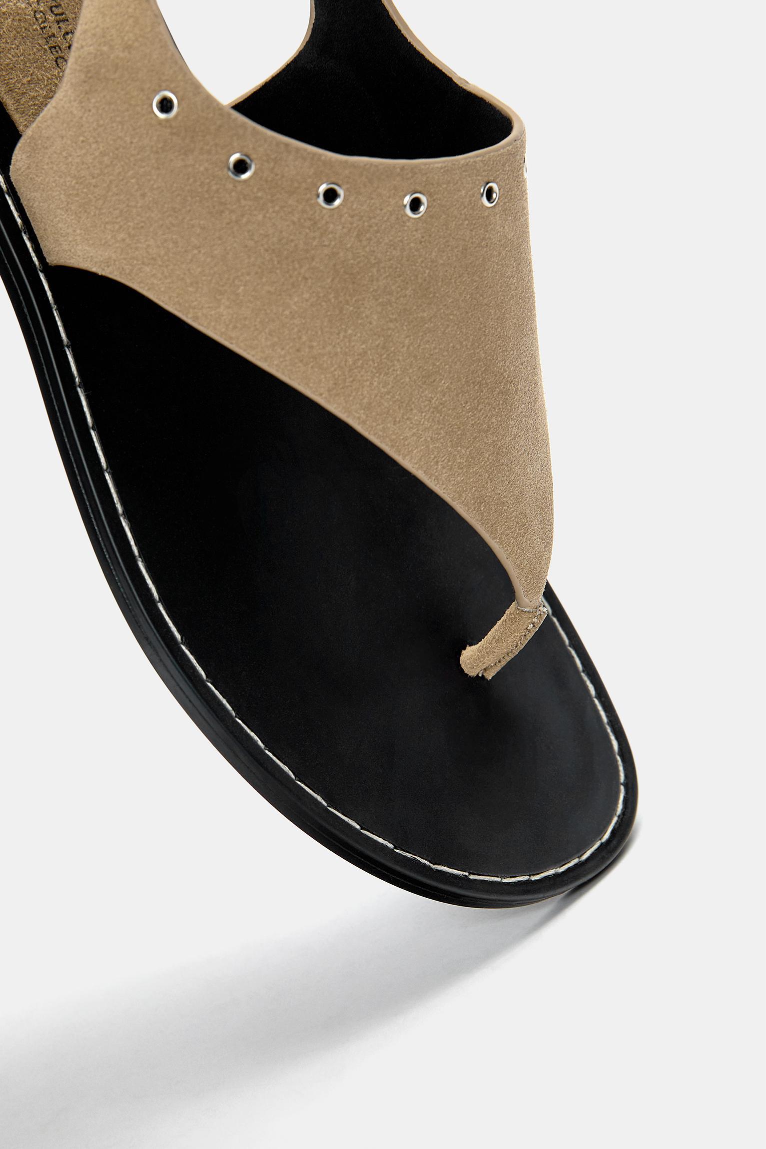 Leather flat sandals Product Image