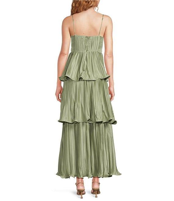 ASTR The Label Lupin Sweetheart Neck Sleeveless Plisse Tiered Maxi Dress Product Image