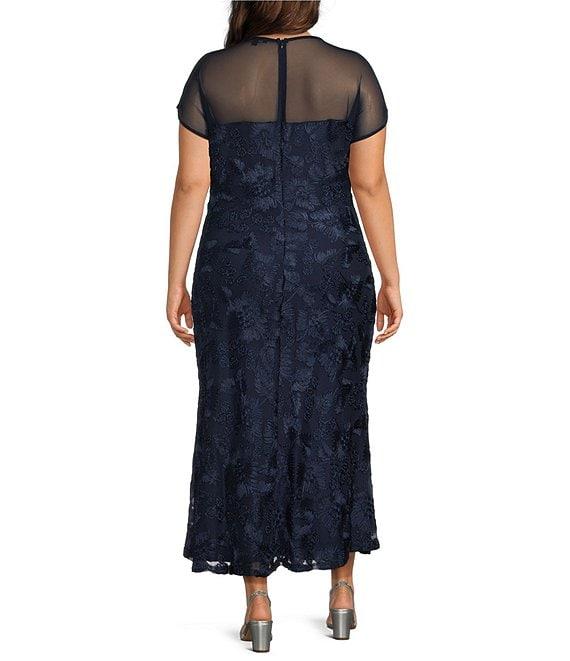 Marina Plus Size Short Sleeve Soutache Lace Dress Product Image
