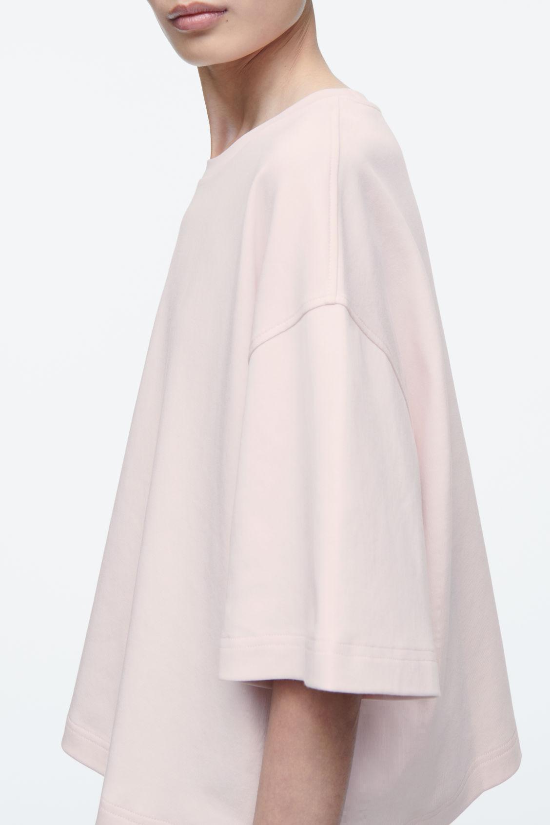 OVERSIZED BOXY T-SHIRT Product Image