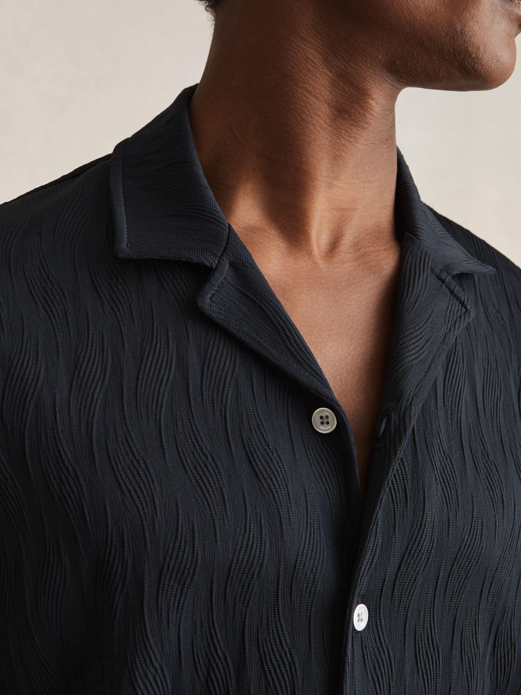 Wave-Jacquard Cuban-Collar Shirt in Navy Product Image