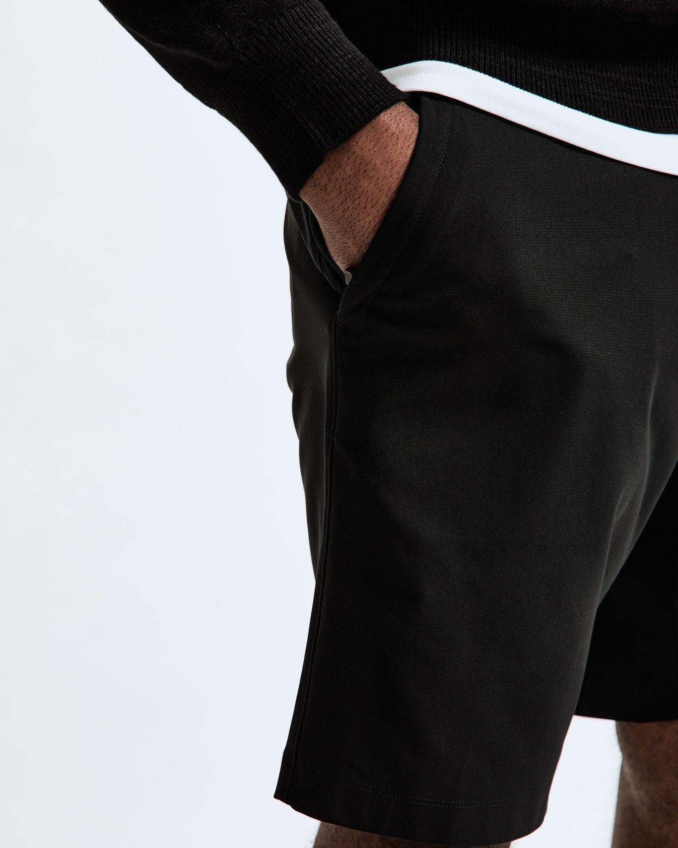 Reigning Champ Men's STRETCH WARP KNIT STANDARD COACH'S SHORT Product Image