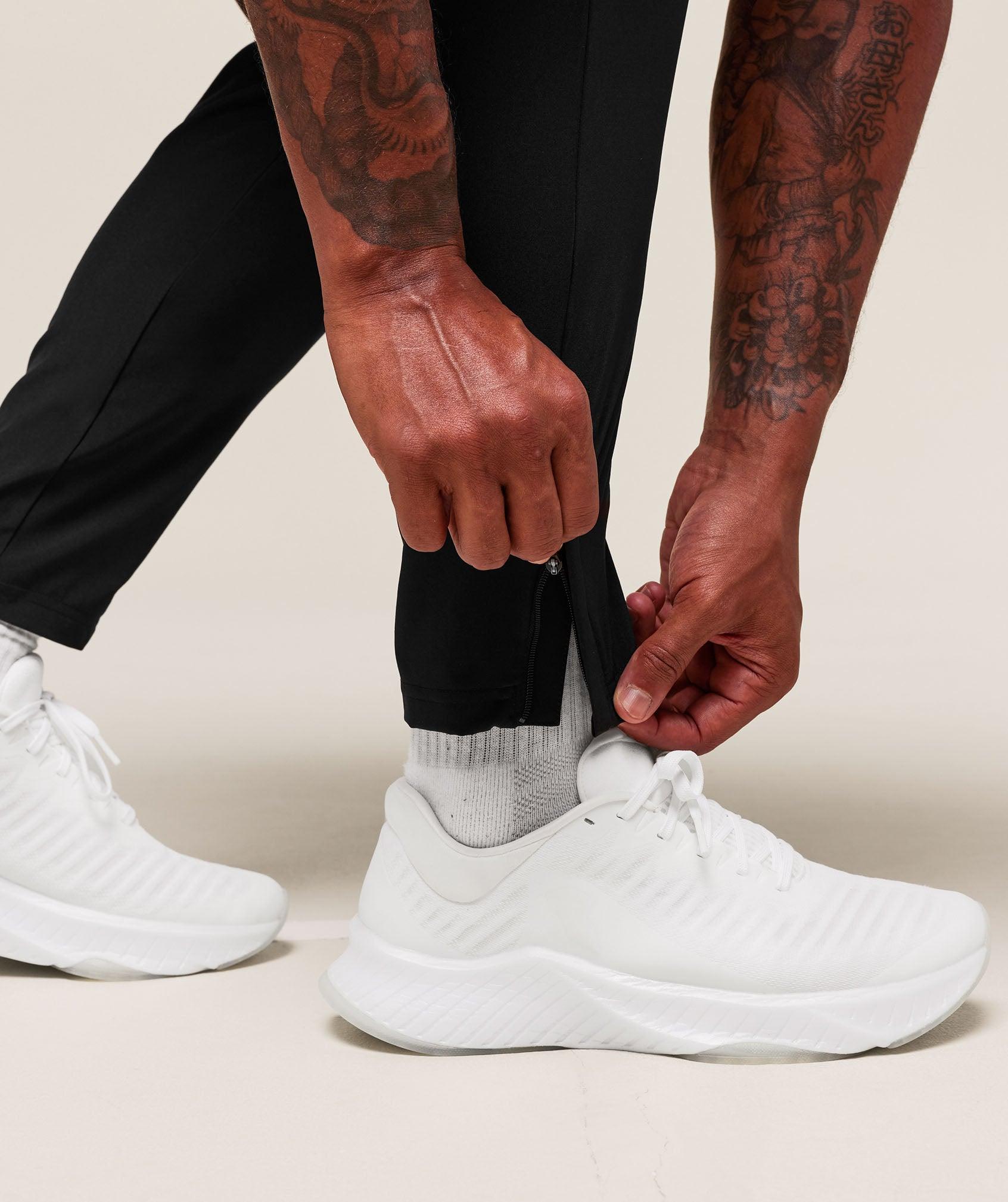 Gymshark Hybrid Athlete Woven Joggers - Black Male Product Image