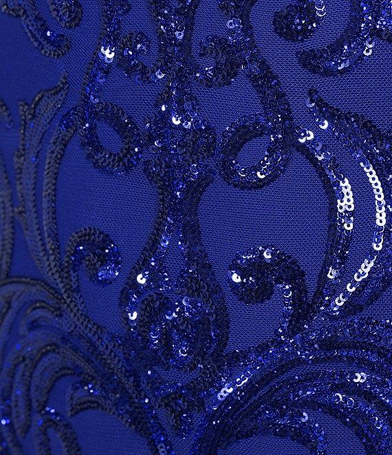 B. Darlin Pattern Sequin Bow Back Bodycon Dress Product Image