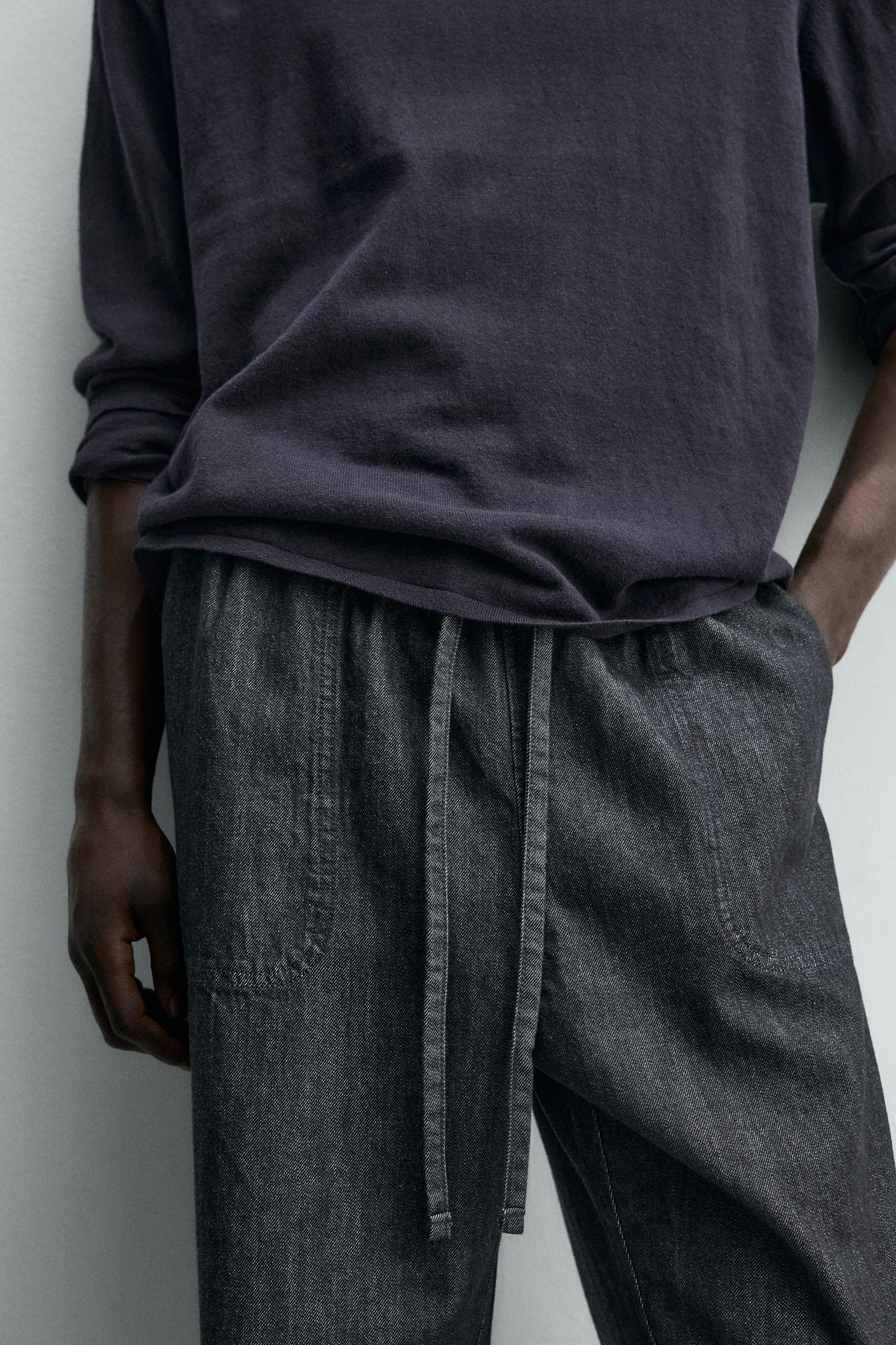 RELAXED FIT JOGGER JEANS Product Image