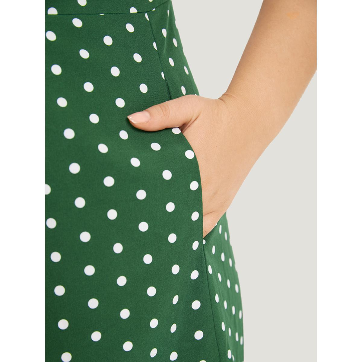Plus Size Polka Dot Ruffle Hem Pocket Square Neck Sleeveless Dress Green Women Elegant Pocket Square Neck Sleeveless Curvy Knee Dress BloomChic 18-20/2X Product Image