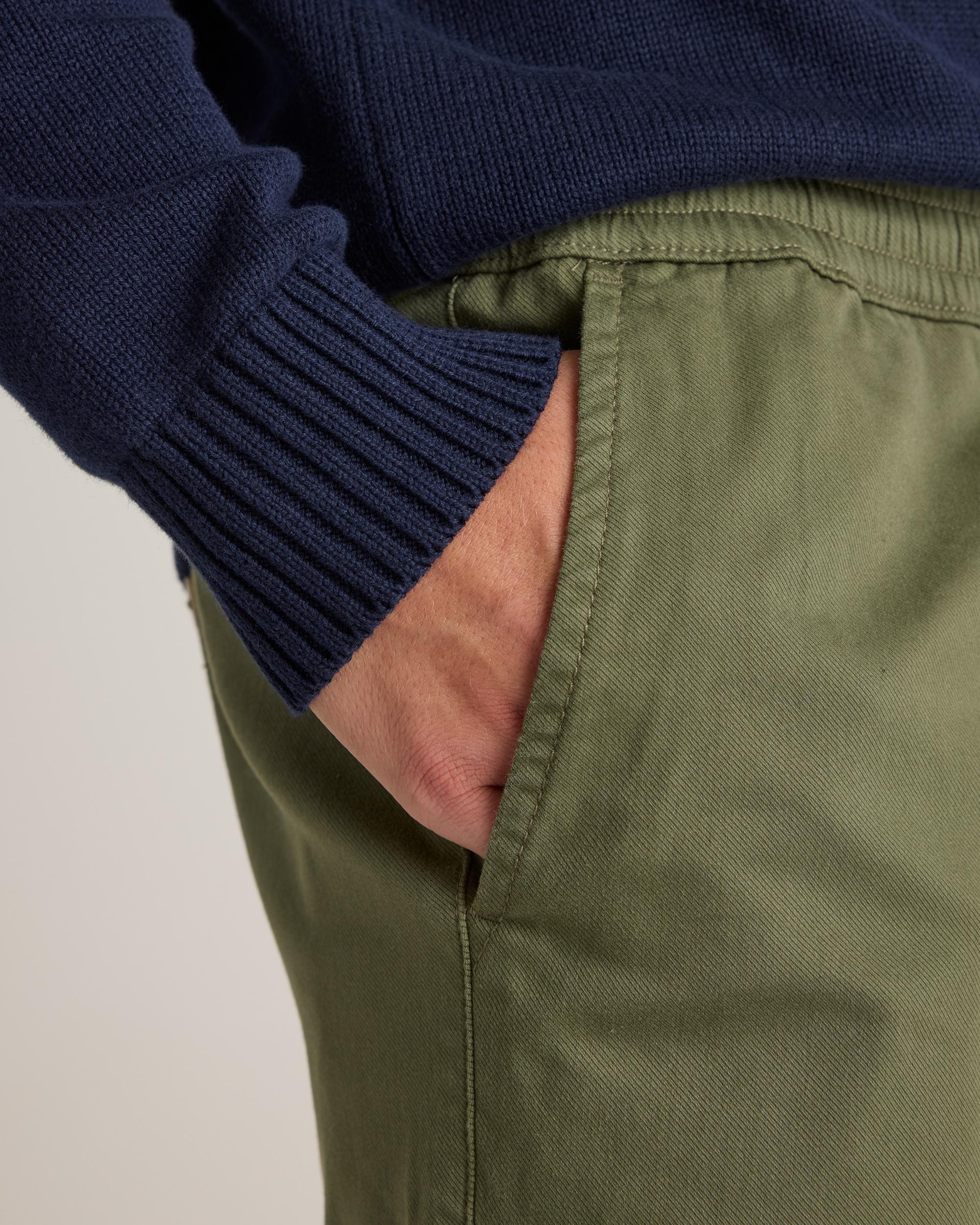 Quince | Men's Cotton 7" Chino Drawstring Shorts Organic Cotton Product Image