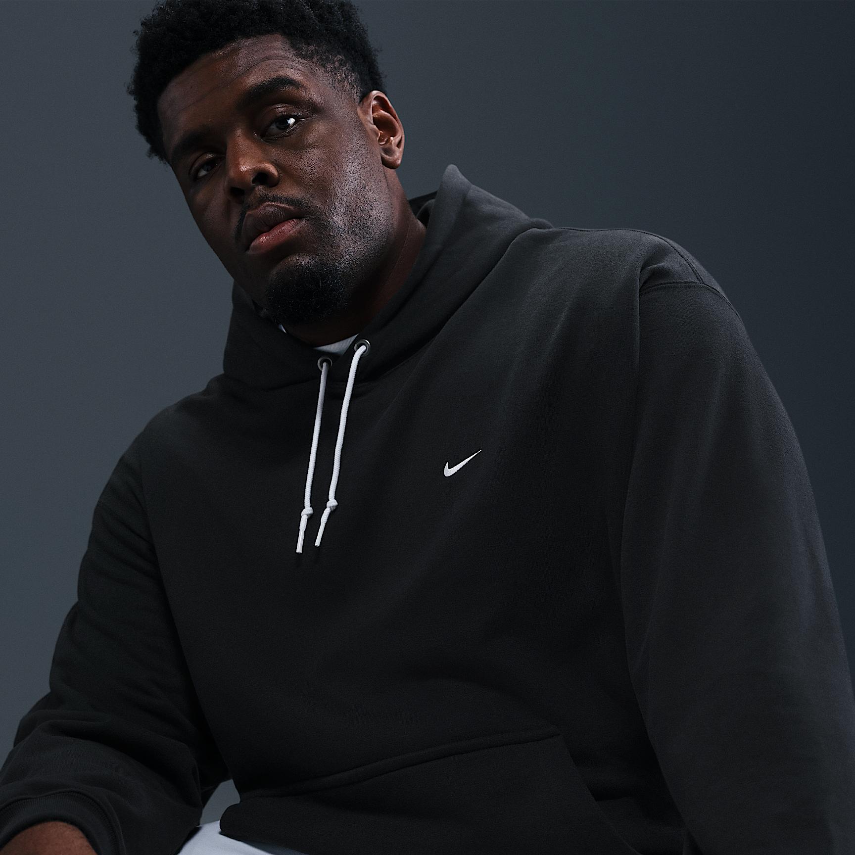 Nike Mens Solo Swoosh French Terry Pullover Hoodie | DX0813-010 Product Image