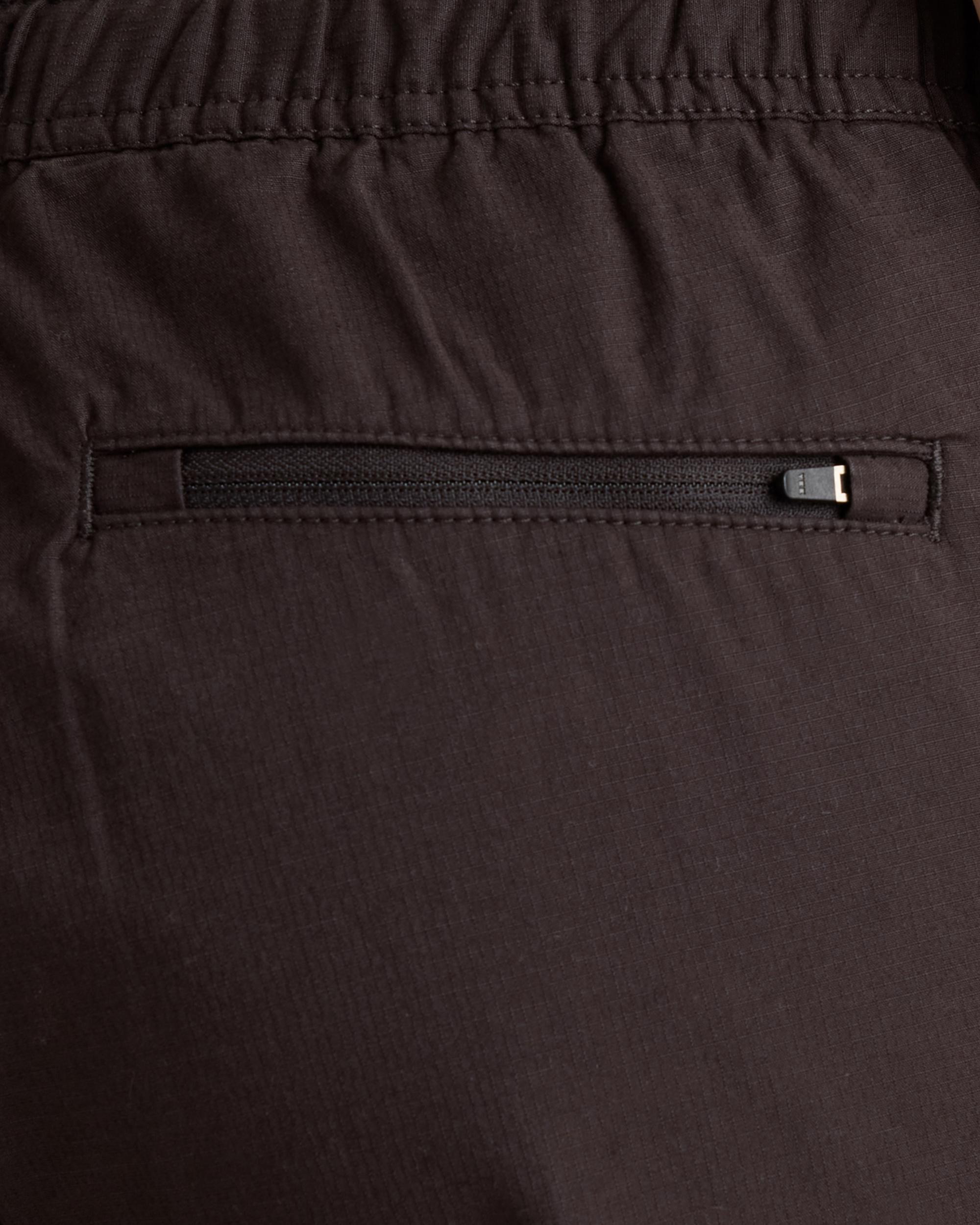 Quince | Men's Organic Stretch Ripstop Shorts 10" Cotton Product Image