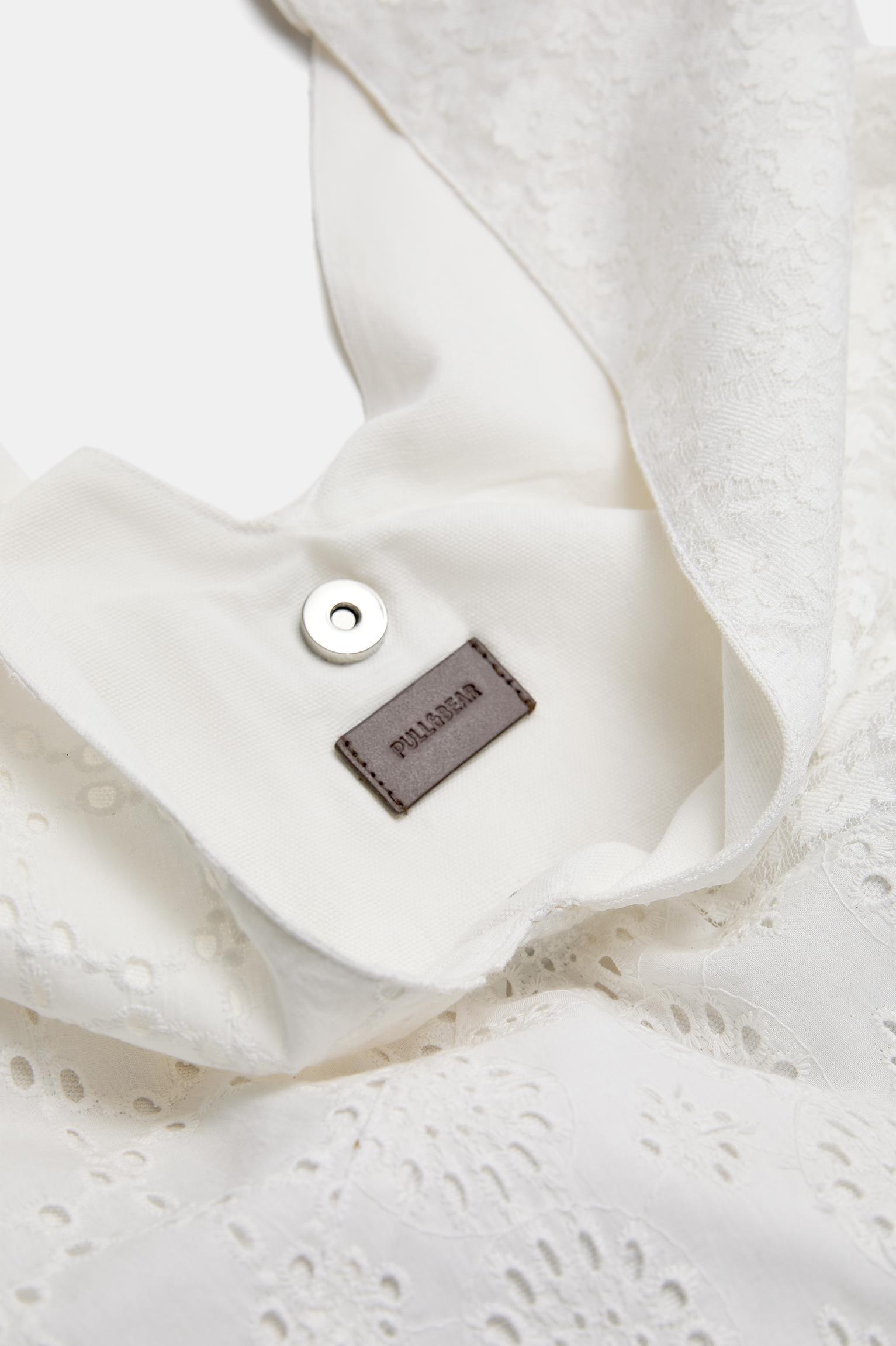 Embroidered shopper bag with knot Product Image