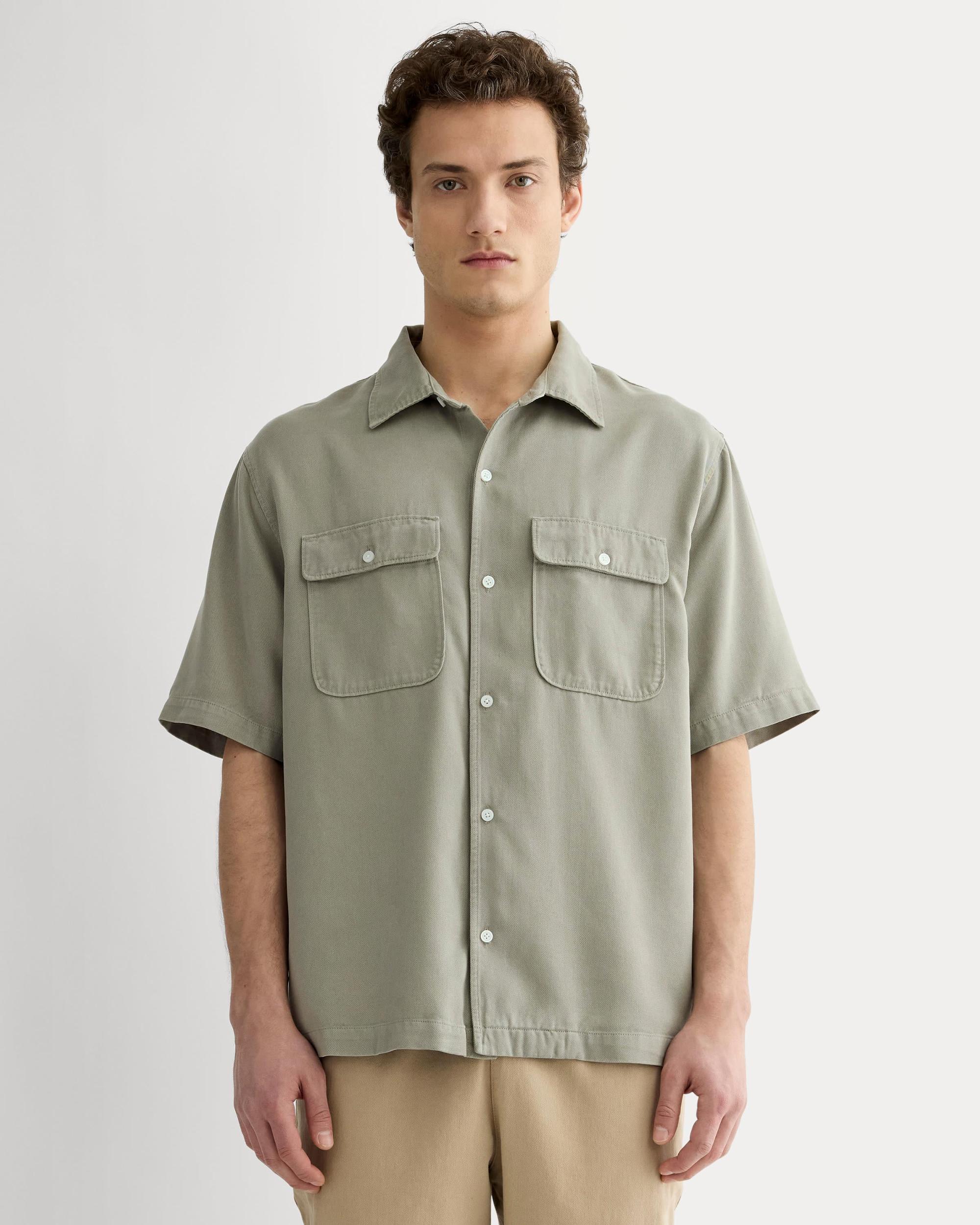 Mens Relaxed Utility Shirt in Buttersoft by Everlane Product Image