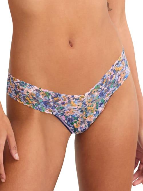 Signature Lace Low Rise Printed Thong Product Image