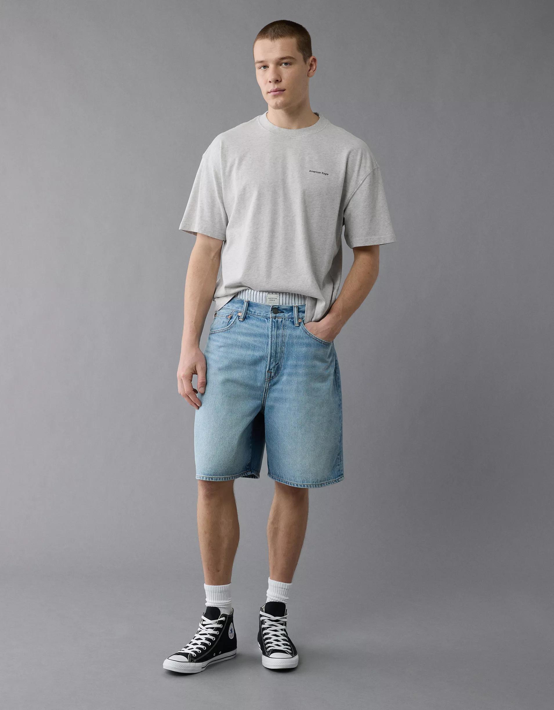 AE Boxy Logo Graphic T-Shirt Product Image