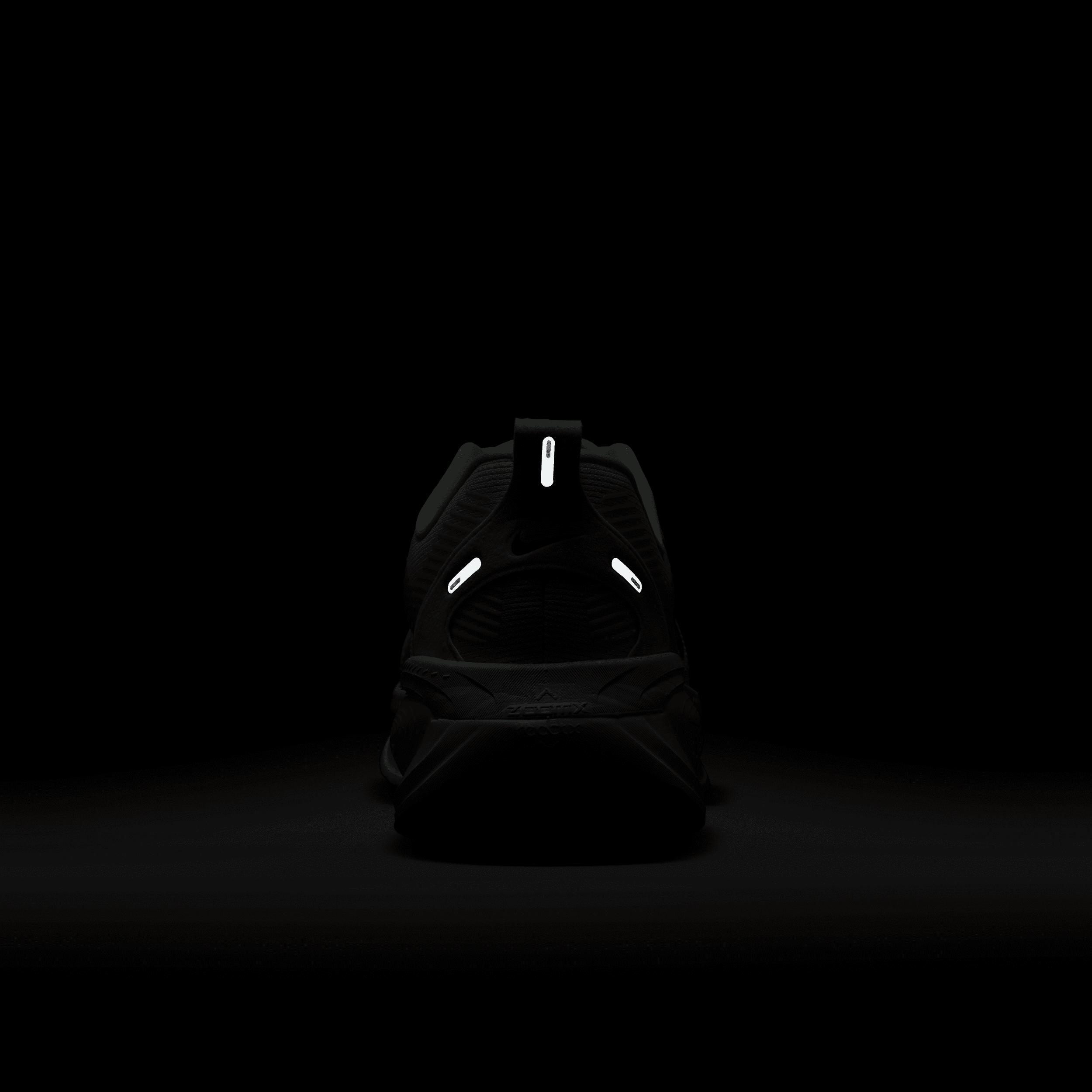 Nike Mens Vomero 18 Road Running Shoes | HM6803-106 Product Image