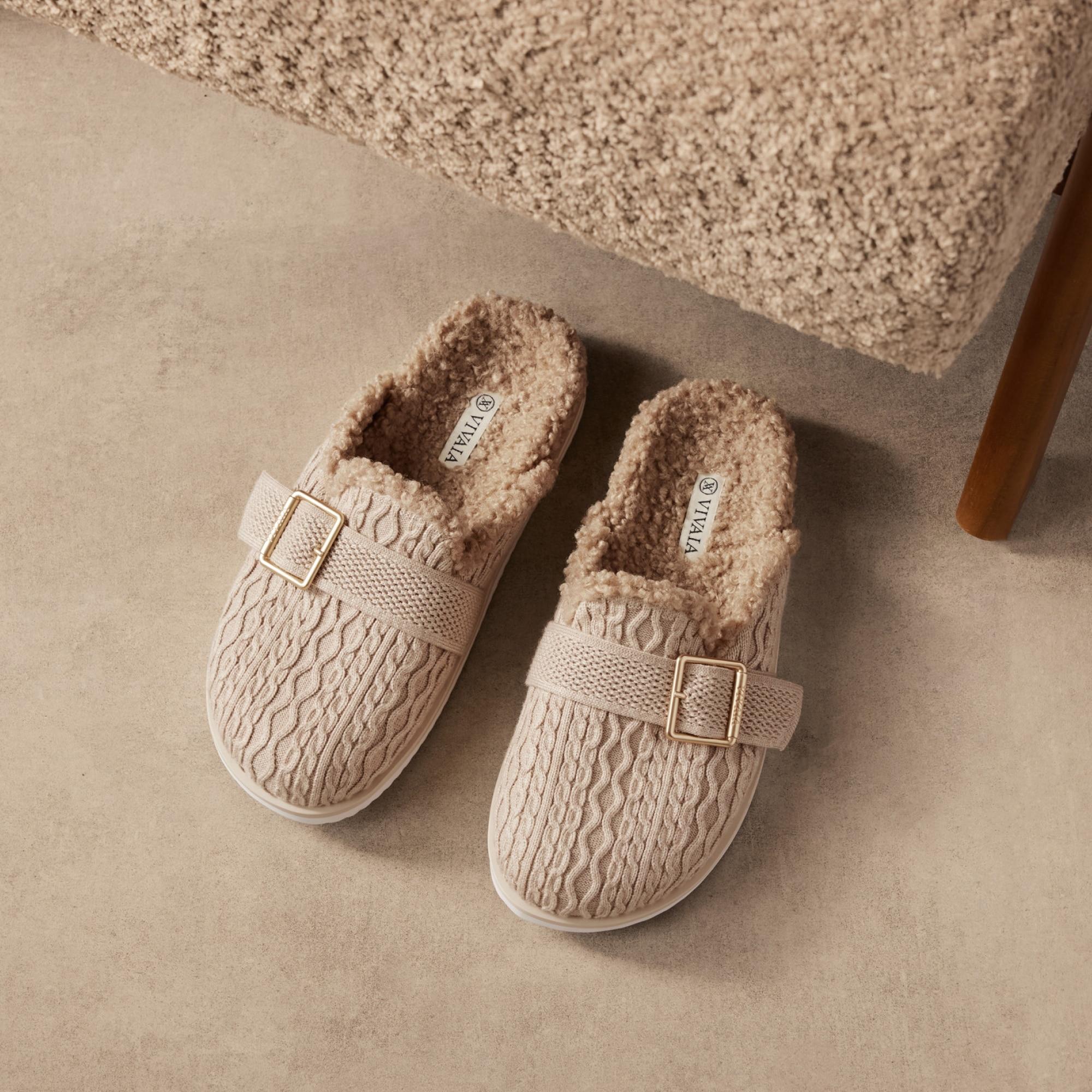 Round-Toe Wool Slippers (Hazel) Product Image
