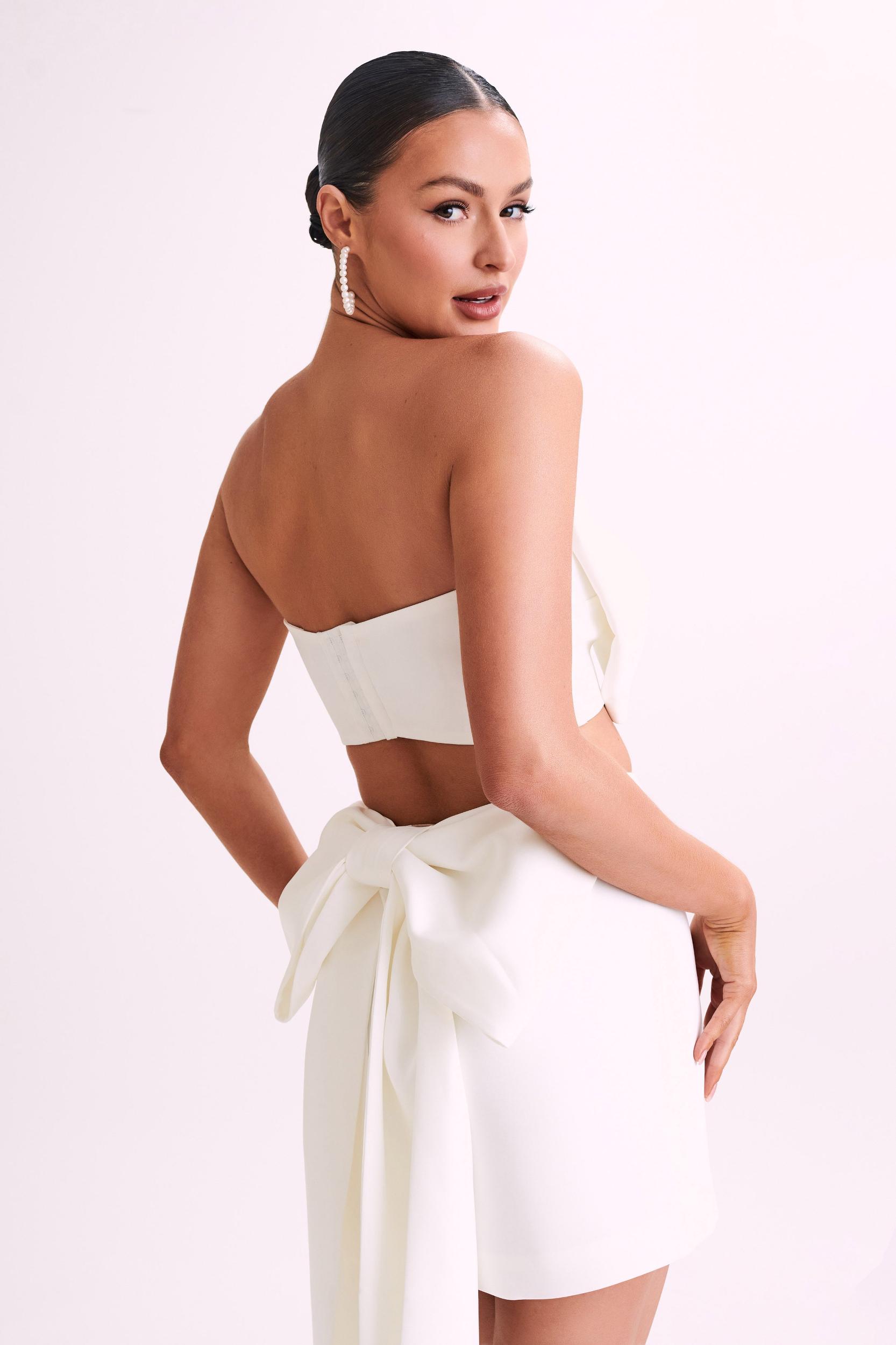 Jana Bow Mini Skirt - White Product Image
